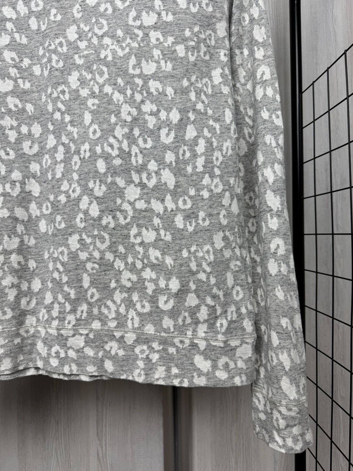 Allsaints Allsaints Leopard Crew grey white sweater sweatshirt Size US L / EU 52-54 / 3 - 4 Thumbnail