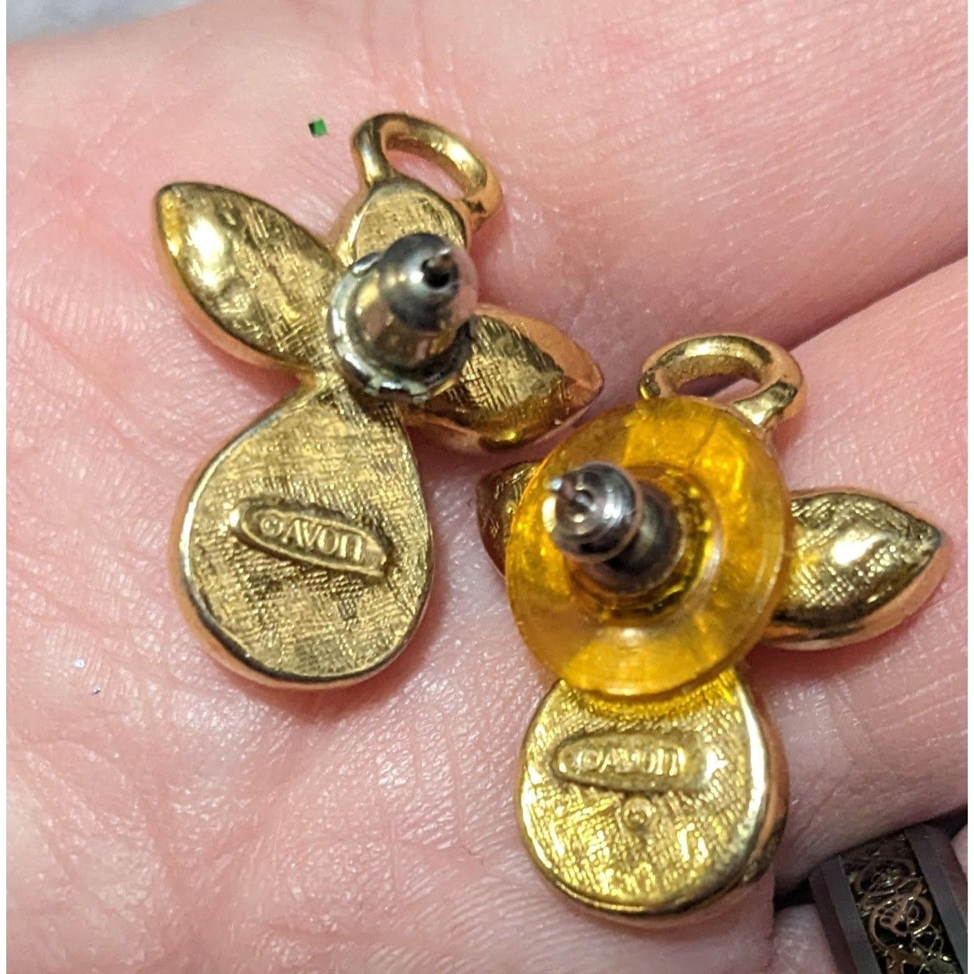 Other Vintage Avon Angel Gold Tone Rhinestone Faux Pearl Stud Earr Size ONE SIZE - 4 Thumbnail