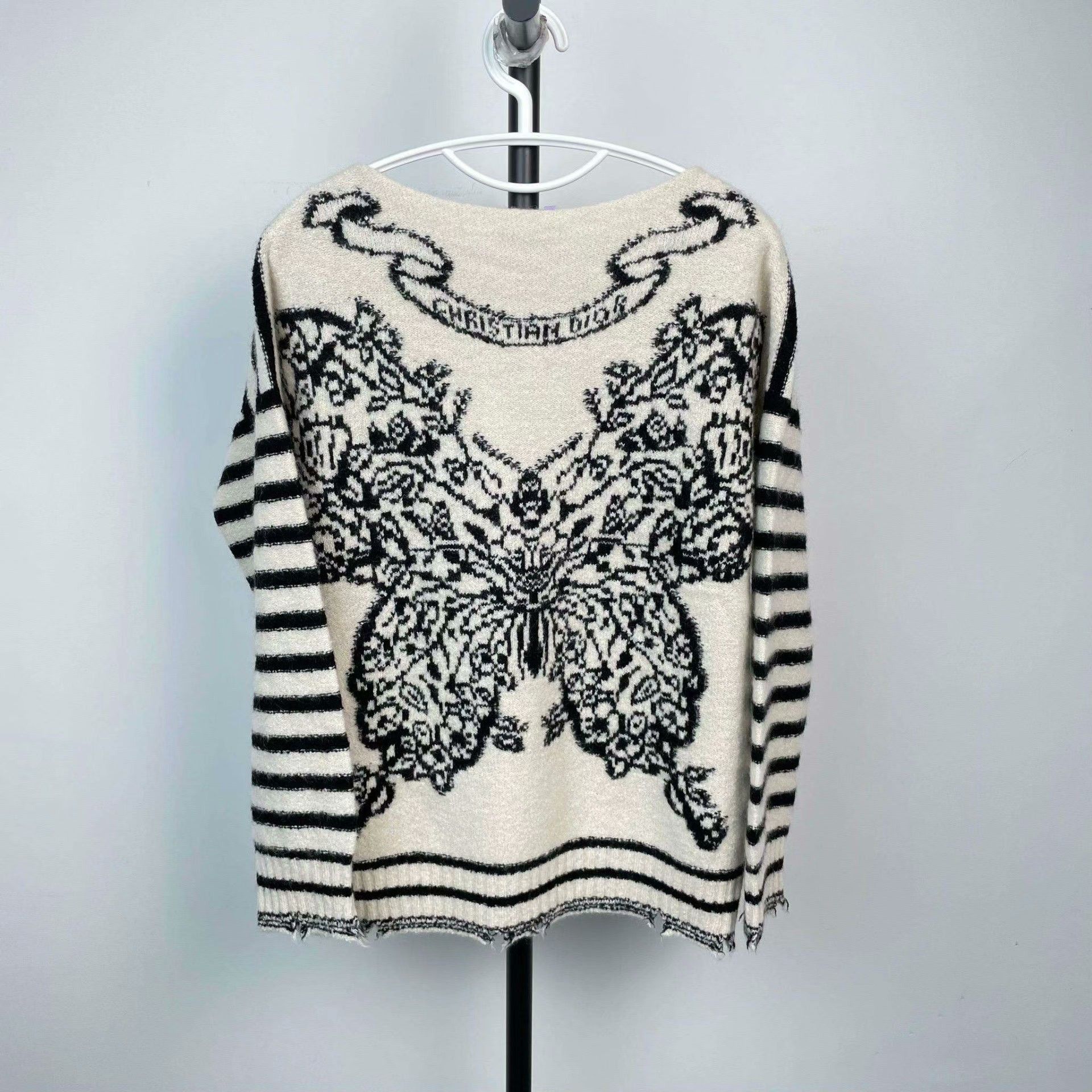 Dior Dior Sweater 34 Women Size XS / US 0-2 / IT 36-38 - 1 Thumbnail