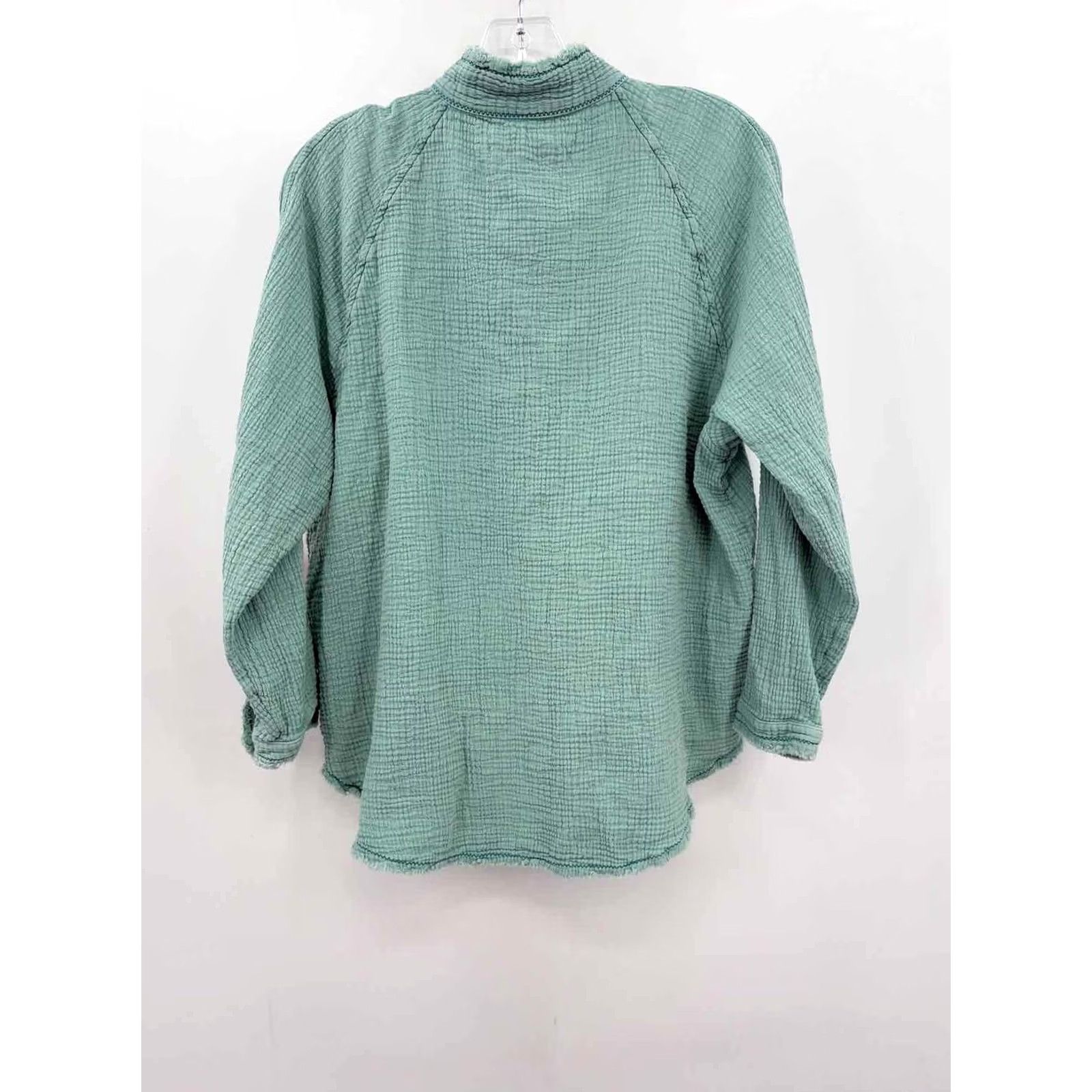 Free People Free People Blue Button Down Shirt Size XS Size XS / US 0-2 / IT 36-38 - 2 Thumbnail