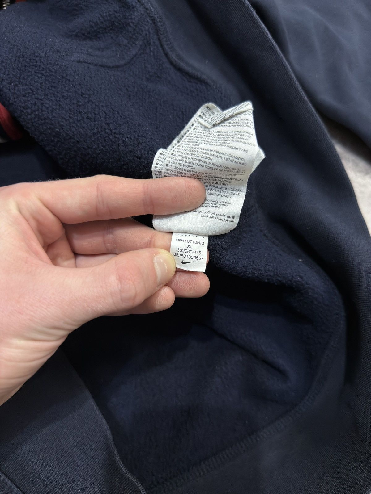 Nike Vintage Nike Zip Up Hoodie Size US XL / EU 56 / 4 - 9 Thumbnail
