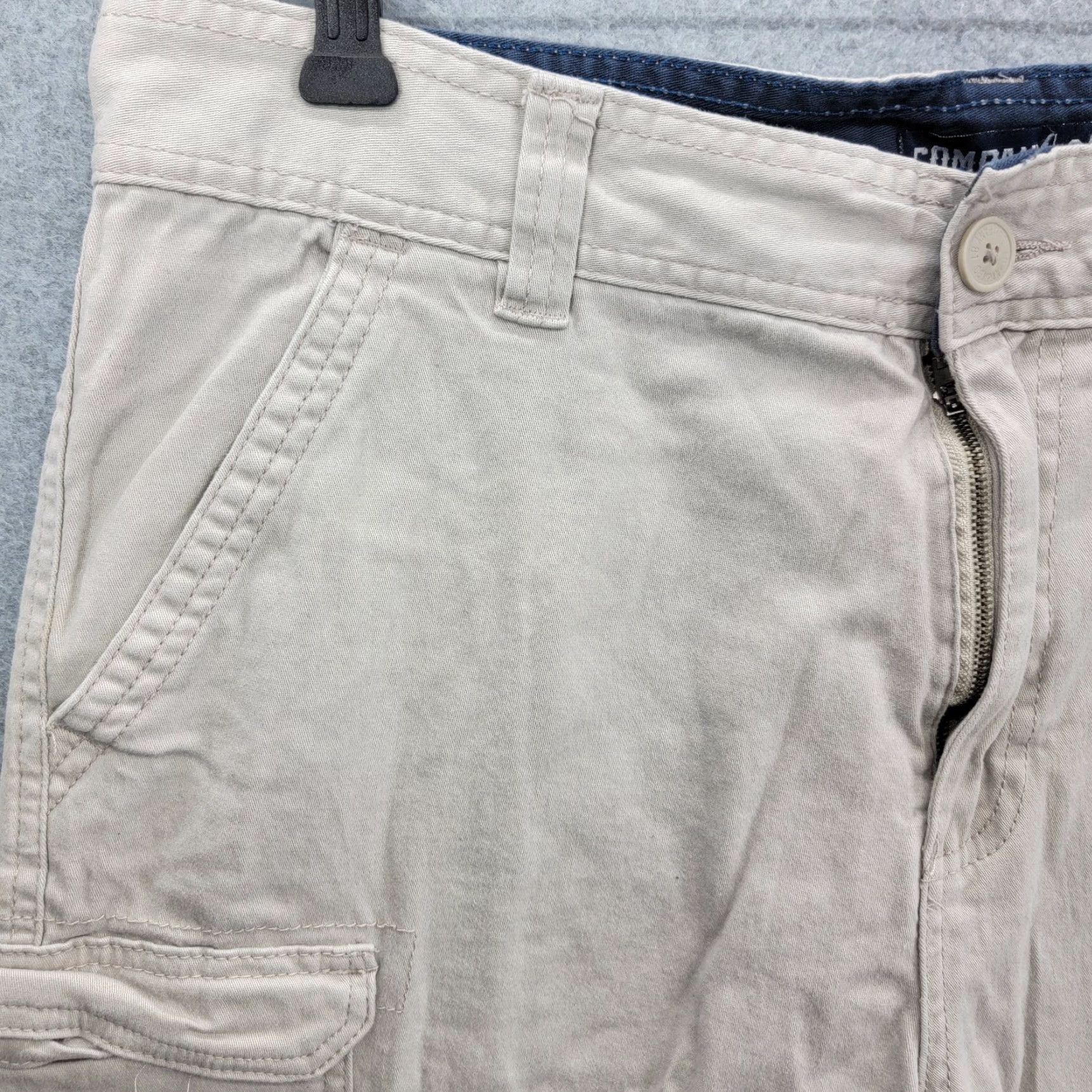 Vintage Company Eighty One shorts Cargo Chino Zip Fly Men's 34 White Cotton Blend 5-Pocket Regular Vintage No N/A Size US 32 / EU 48 - 2 Thumbnail