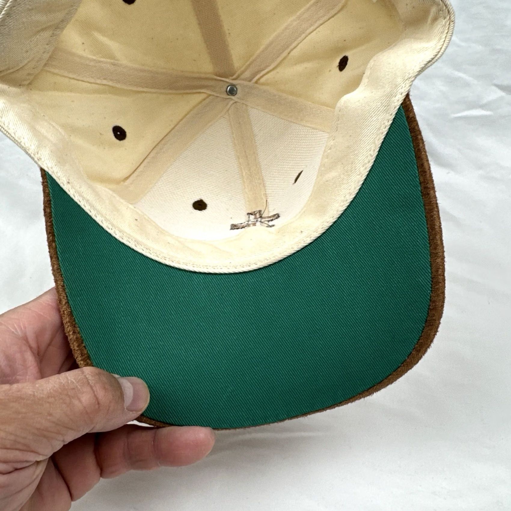 Vintage VINTAGE KC Strapback Hat Beige Brown Christian Cross Gavel Suede Brim Cap Adult Baseball Classic Sports Outdoor Religion Unisex Mens Womens Size ONE SIZE - 7 Thumbnail