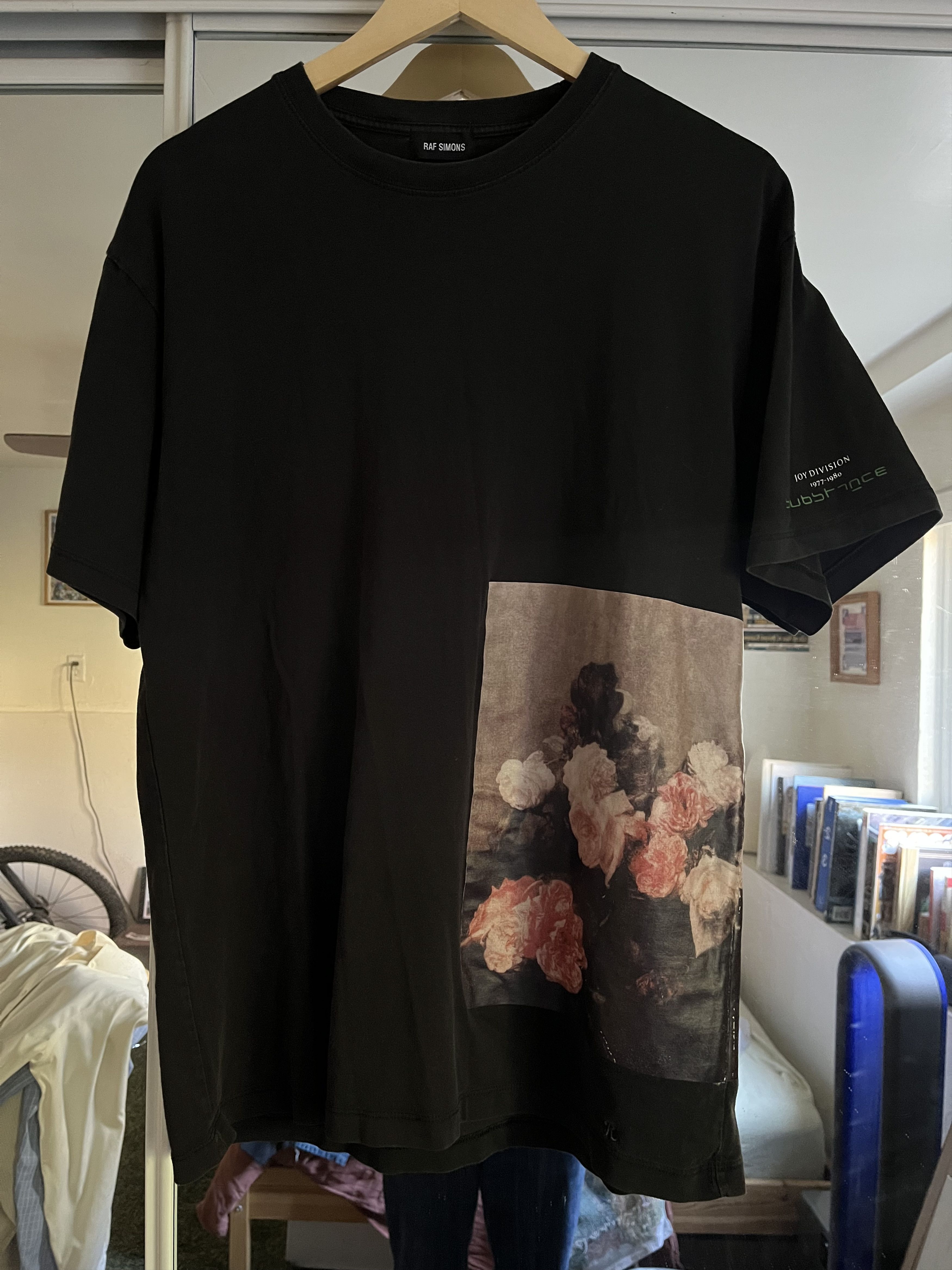 トップス RAF SIMONS 18SS Joy Division Flowers Tee Raf Simons Raf Simons Joy Division Floral Short Sleeve Tee
