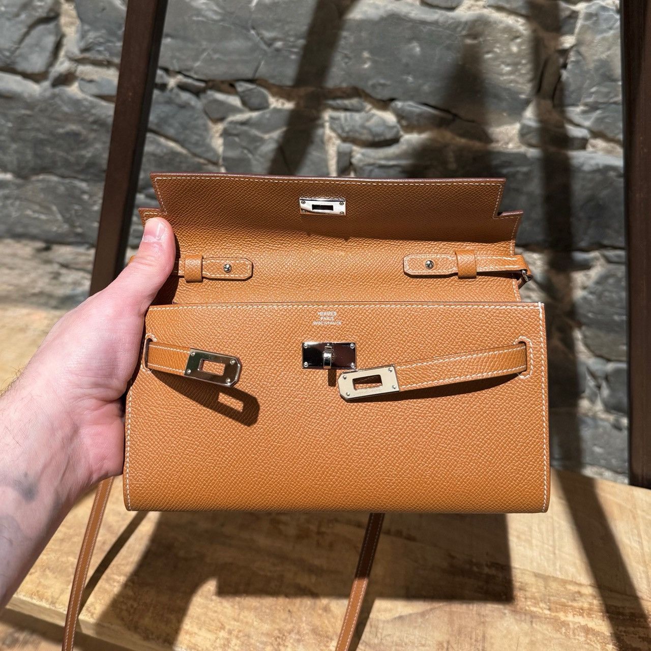 Hermes Hermès 2020 Gold Epsom Kelly Classique To Go Wallet on Strap Size ONE SIZE - 12 Thumbnail