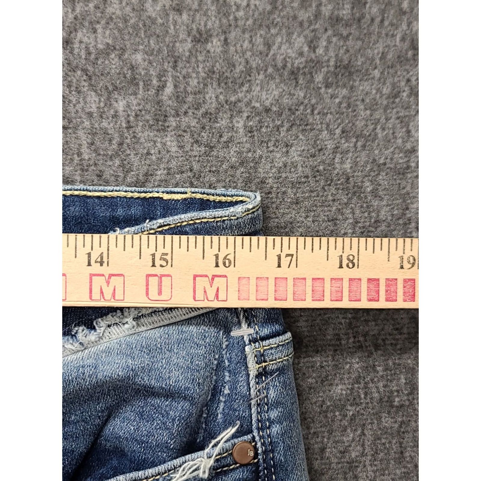 Vintage Judy Blue Jeans Womens 16W Skinny High Rise Medium Wash Distressed 32x27 Denim 5-Pocket Jeans B Blue Jeans Adjustable Waist? Size 38" / US 16 / IT 52 - 4 Thumbnail