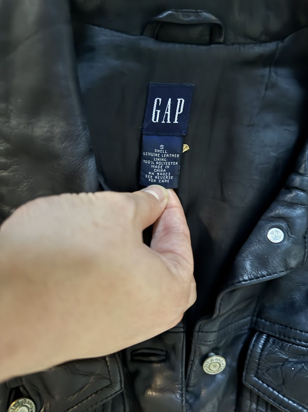 Gap Vintage Gap leather trucker jacket Size US S / EU 44-46 / 1 - 4 Thumbnail