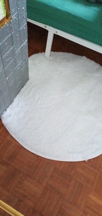 Japanese Brand × Vintage Super Soft Plush Round Rug Mat Fluffy White Carpets 80c80cm Size ONE SIZE - 3 Thumbnail