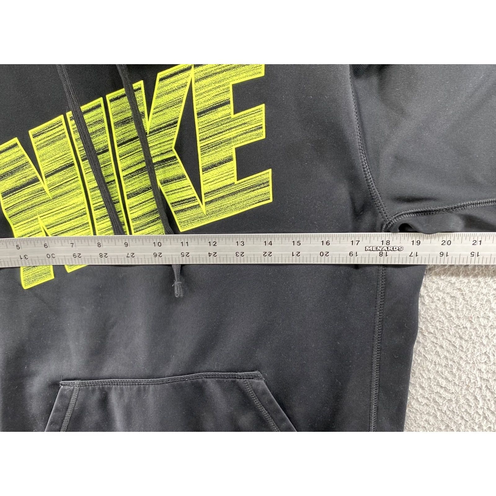 Nike Nike Therma-Fit Hoodie Sweatshirt Men’s Size Small Black Logo Pullover Long Sleeve Jacket 645394-011 Games Sports Size US S / EU 44-46 / 1 - 4 Thumbnail