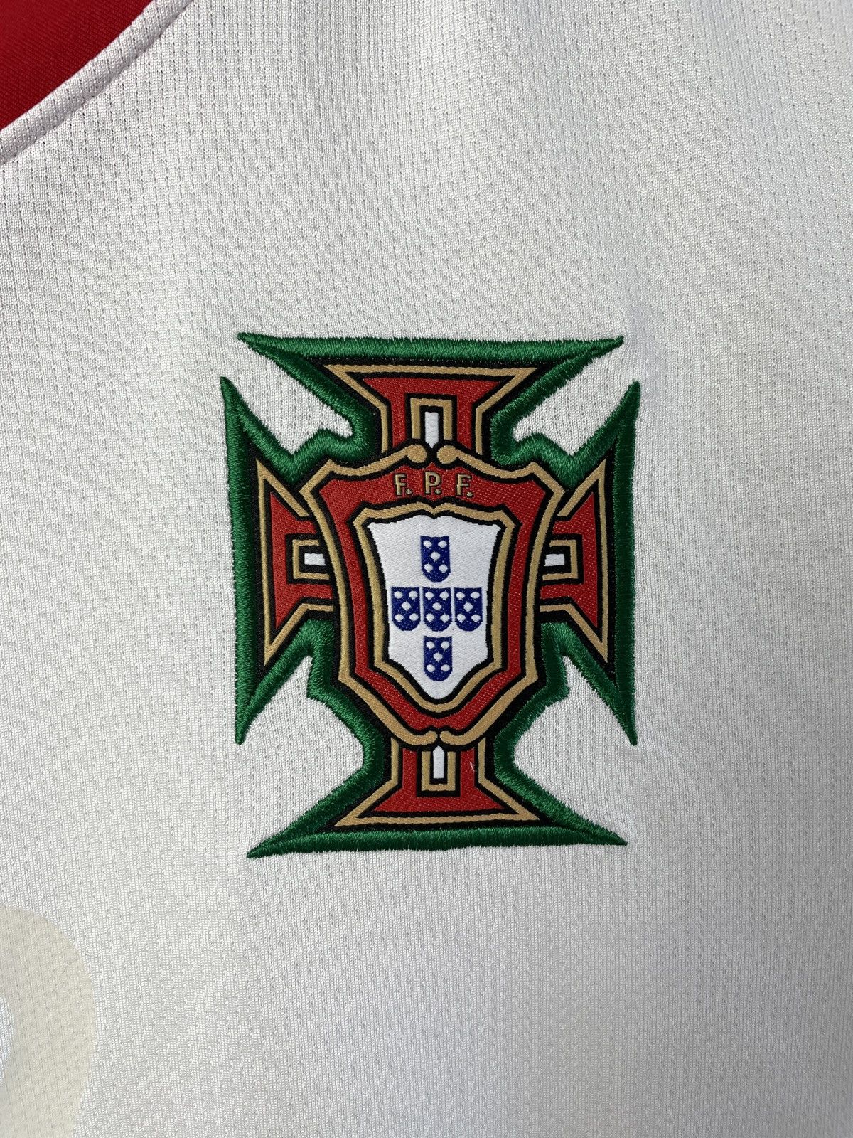 Vintage Portugal Away Tee Euro 2008 Quaresma #17 Socer Jersey Size US L / EU 52-54 / 3 - 8 Thumbnail