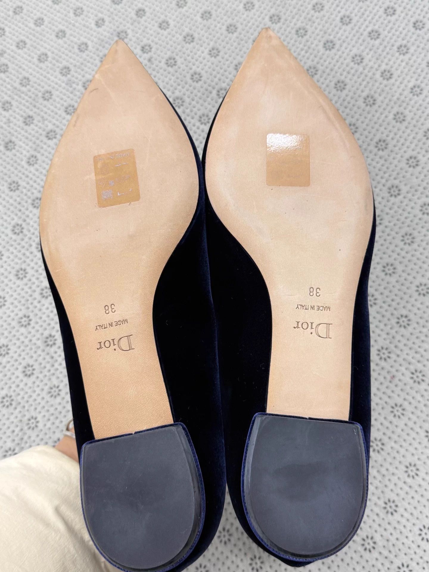 Dior Dior Navy Velvet Pointed Rhinestone Buckle Flat38 Size US 7 / IT 37 - 5 Thumbnail