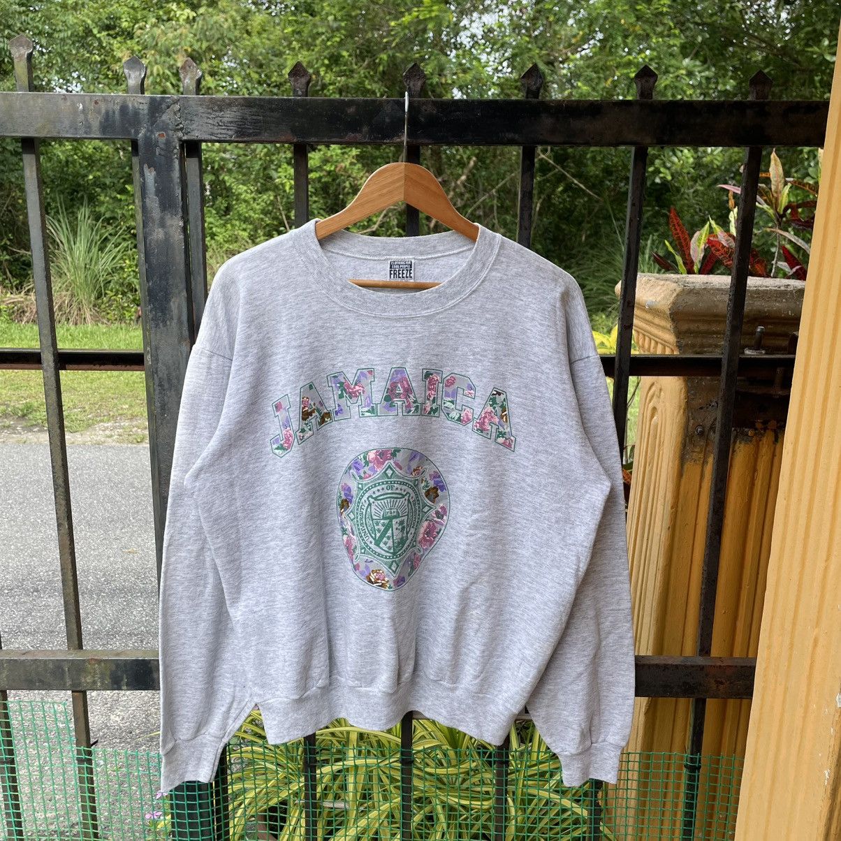 Vintage 🔥Vintage 90s University Kingston Jamaica Big Logo Sweatshirt Size US L / EU 52-54 / 3 - 1 Thumbnail