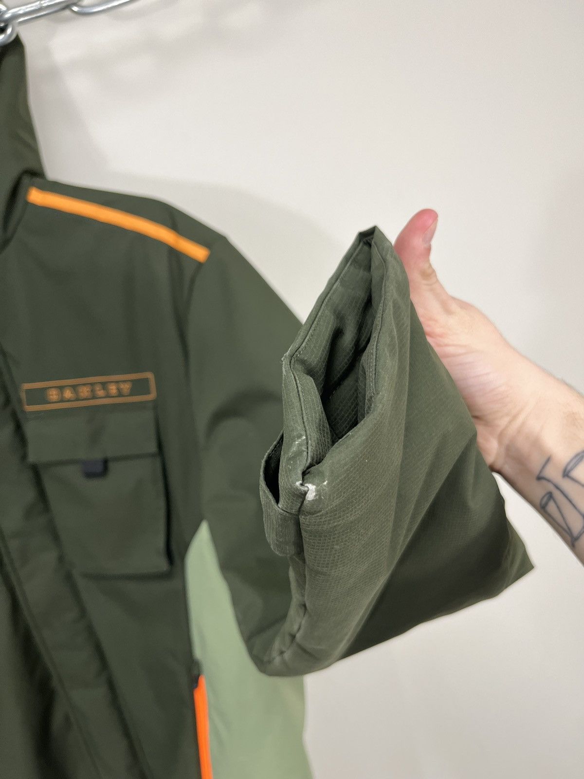 Oakley Oakley Mountain Cargo Multipocket Hooded Outdoor Jacket Size US M / EU 48-50 / 2 - 14 Thumbnail