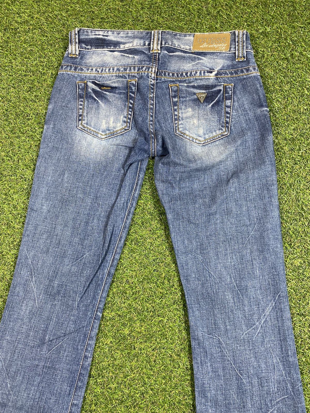 Guess Vintage Guess flared jeans denim faded streetwear size 26 Size 26" / US 2 / IT 38 - 5 Thumbnail