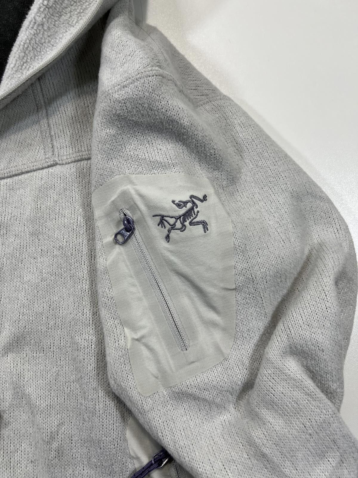 Arc'teryx Arc'teryx Women's Lightweight Hooded Jacket L/G Size L / US 10 / IT 46 - 3 Thumbnail