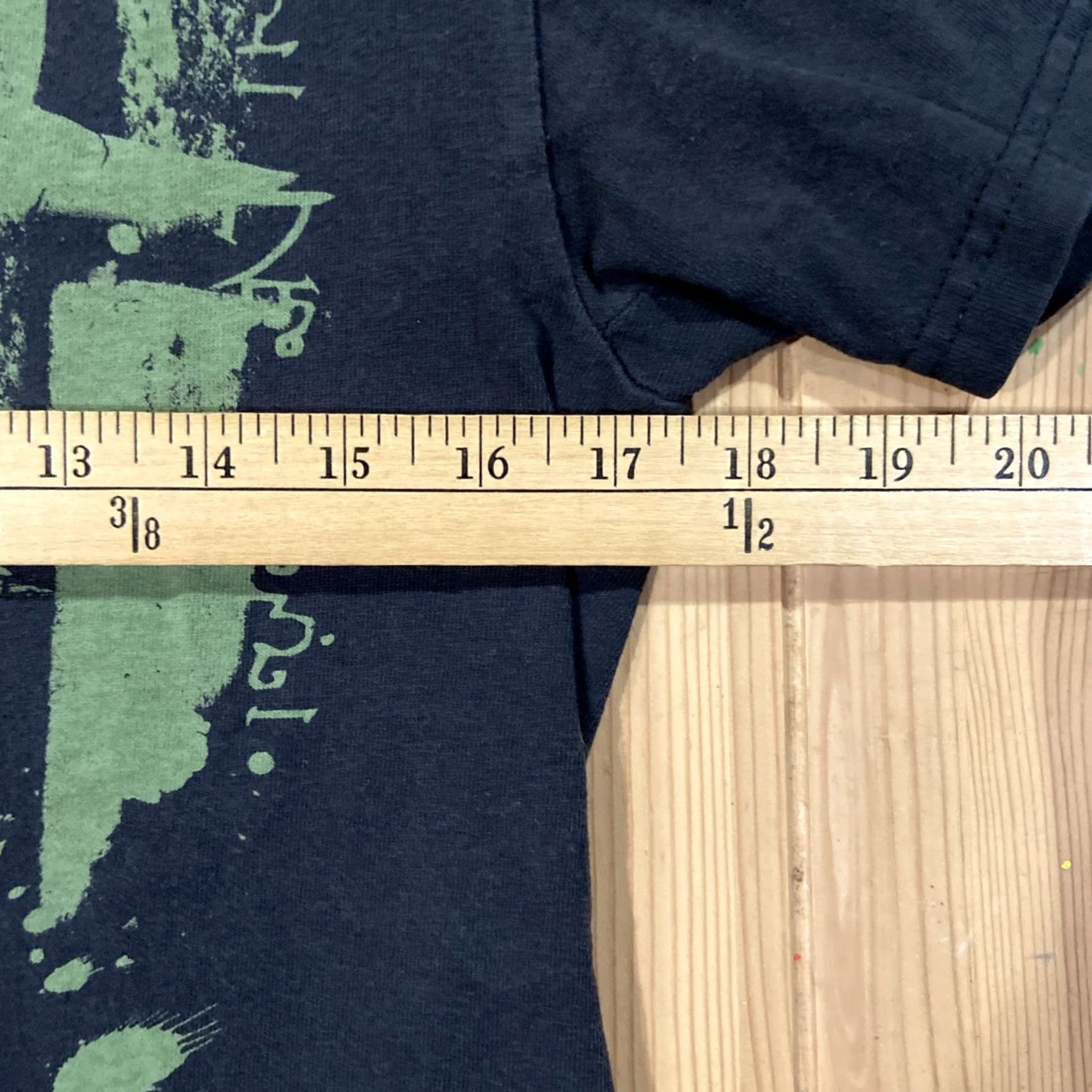 Vintage VINTAGE The Legend of Zelda Link Video Games Shirt Unisex Adults S Black 2000s Delta Pro Weight T-Shirt Short Sleeve Crew Neck Graphic Print Size US S / EU 44-46 / 1 - 2 Thumbnail