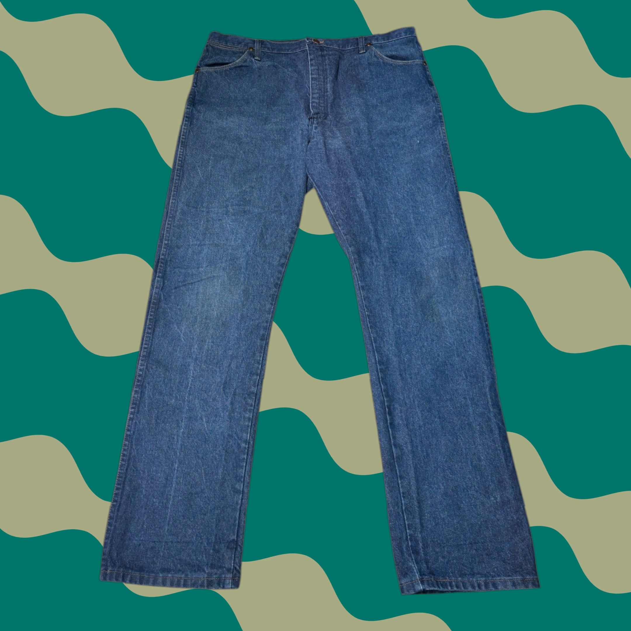 Wrangler VINTAGE Wrangler Jeans Mens Bootcut 42x34 Dark Wash USA Made Denim 5-Pocket 13MWZ Cowboy Cut Mens Jeans Shutdown? Size US 42 / EU 58 - 1 Thumbnail