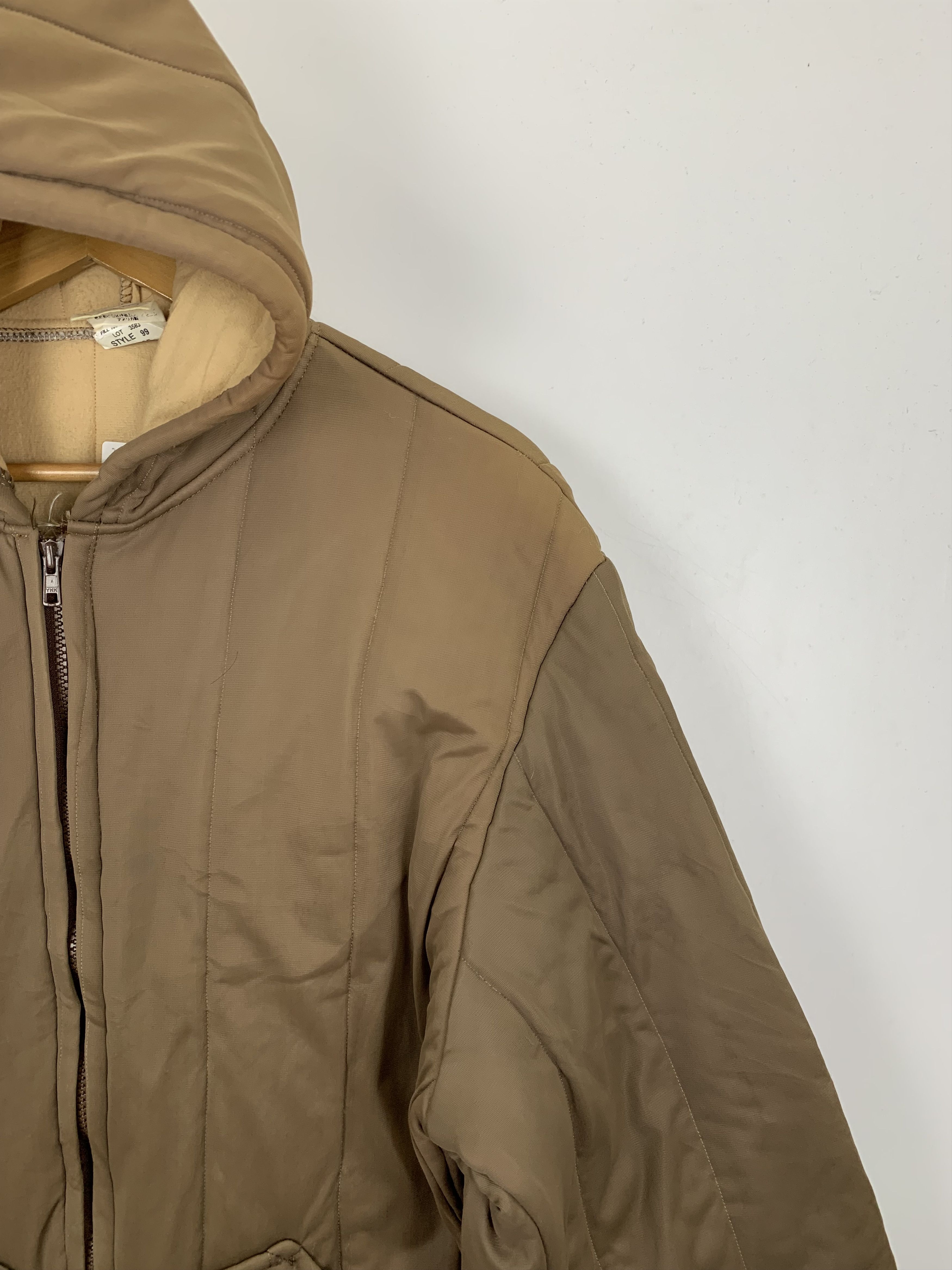 Other Vintage 2000 Military Hoodie Puffer Jacket Made In USA J0819 Size US L / EU 52-54 / 3 - 6 Thumbnail