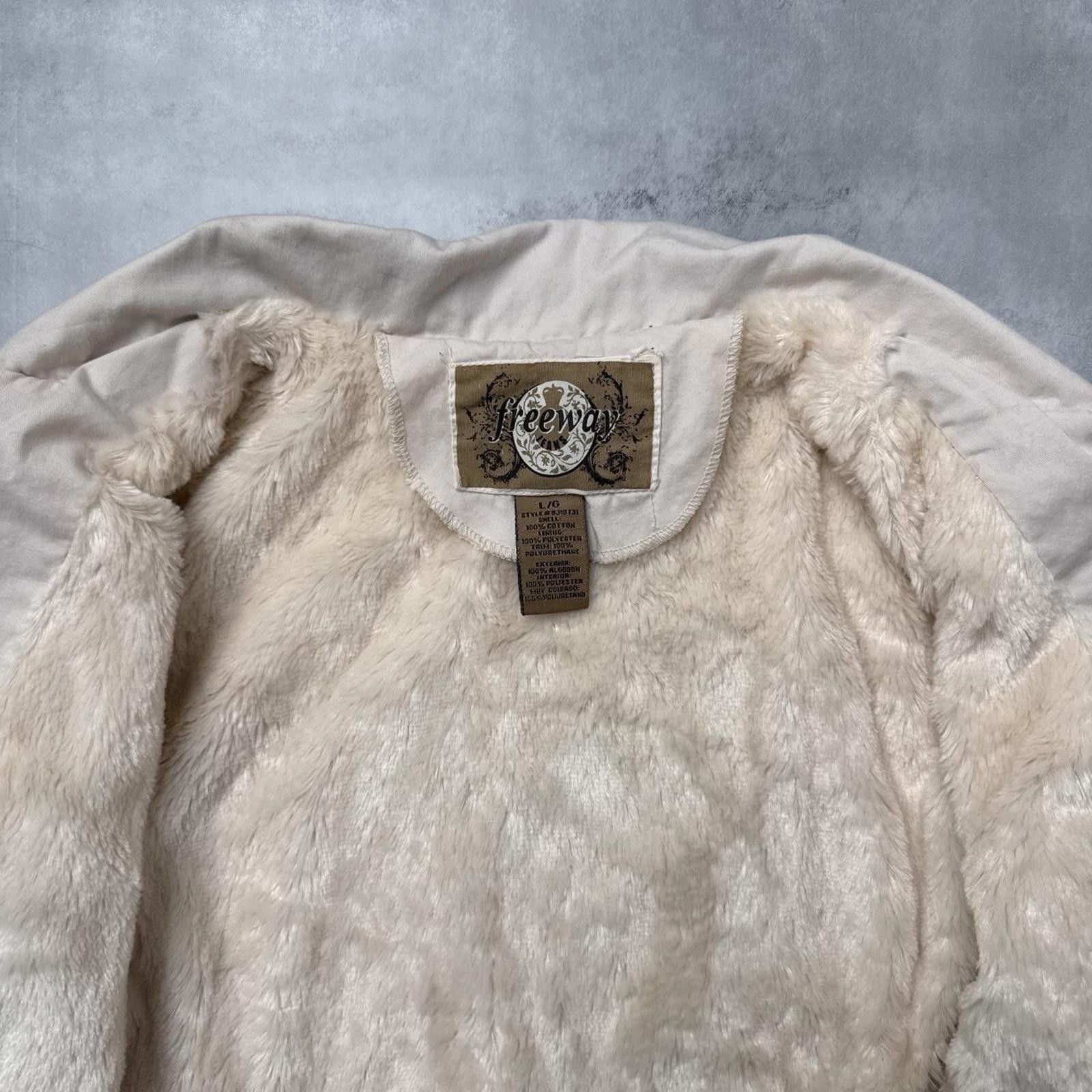 Other Y2K Freeway 00s Grunge Fur Jacket Flower Embroidered Size L / US 10 / IT 46 - 8 Thumbnail