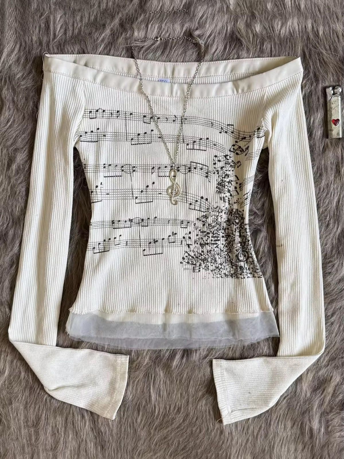 Japanese Brand Chic Off-Shoulder Music Note Top – Effortlessly Stylish Size L / US 10 / IT 46 - 2 Thumbnail