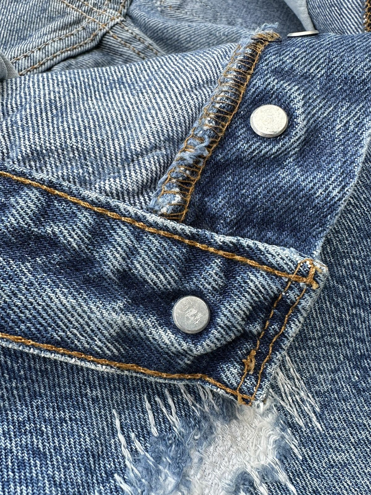 Levi's × Vintage 1970s Levi’s Women’s Distressed Hippy Jeans Pants Size 28" / US 6 / IT 42 - 4 Thumbnail