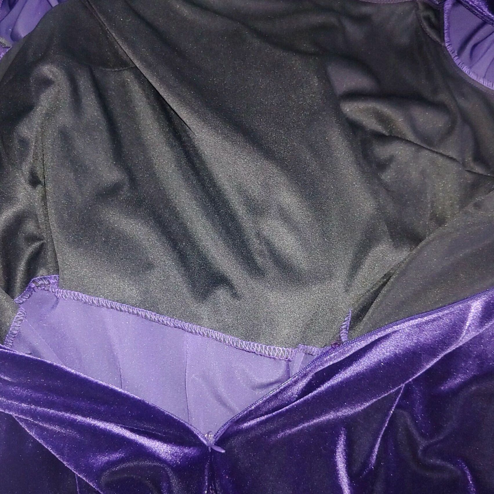 Vintage VINTAGE JS Collections Purple Velour Dress 1990s 12 Knee Length Bodycon Velvet Party Dress Womens Size XL / US 12-14 / IT 48-50 - 6 Thumbnail