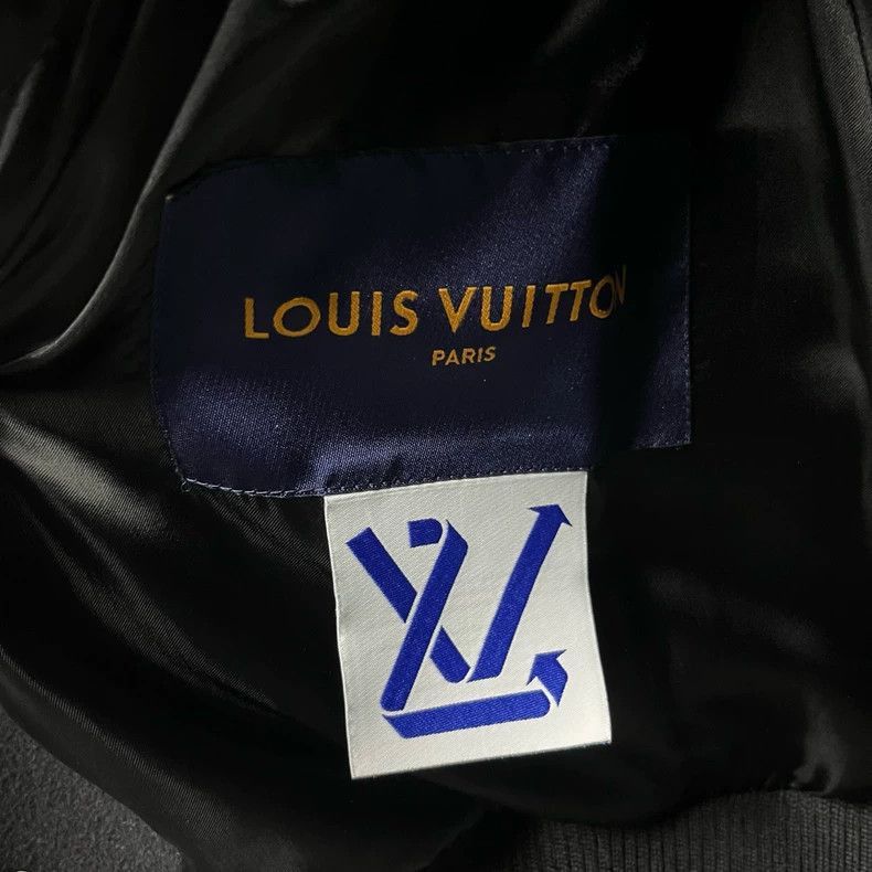 Louis Vuitton Louis Vuitton Louis Vuitton Black Bear Bomber Jacket-2506 Size US L / EU 52-54 / 3 - 4 Thumbnail