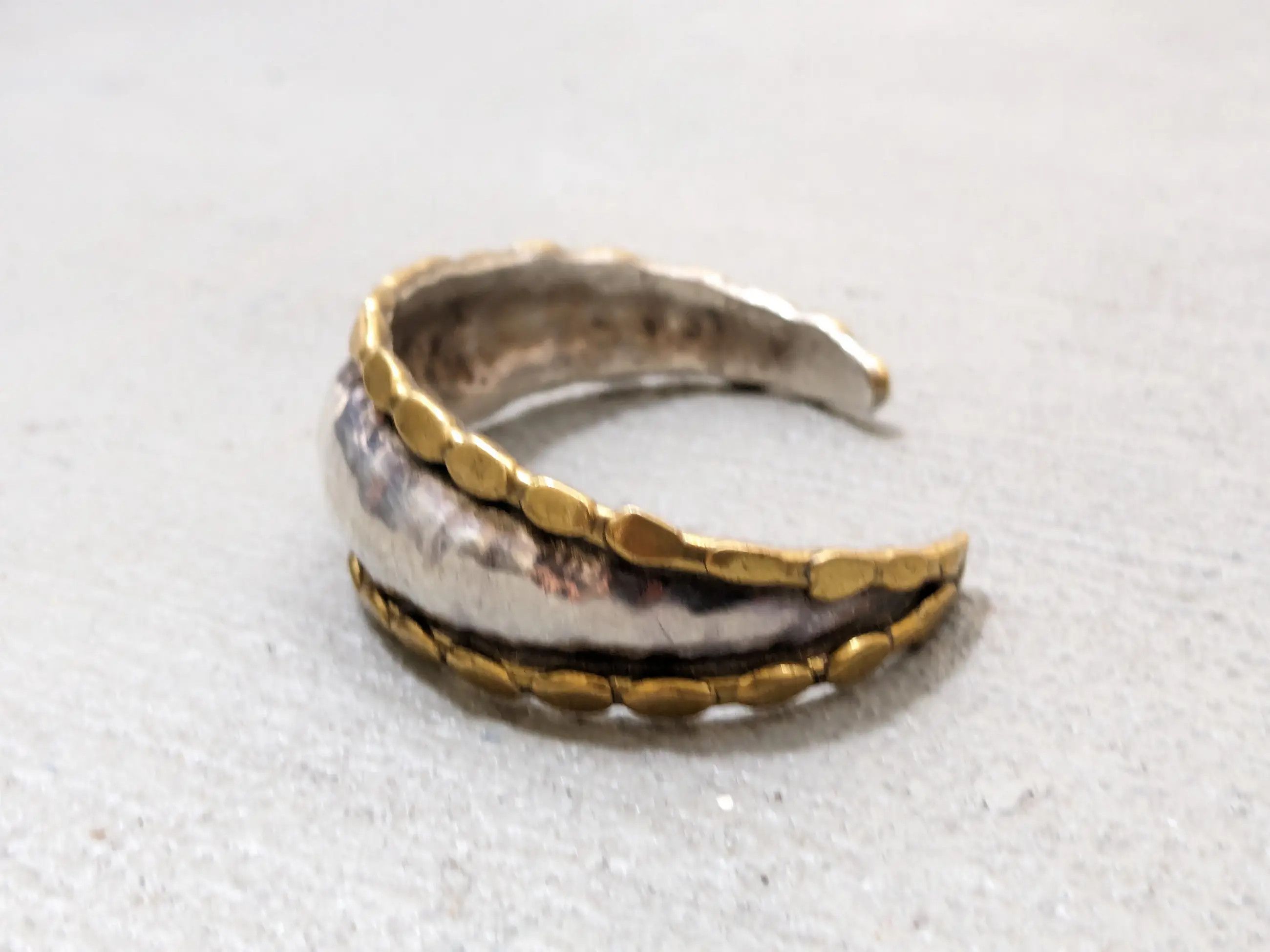 Jewelry Vintage Sterling Silver Cuff Bracelet Brass 5.5 Hammered Size ONE SIZE - 2 Thumbnail