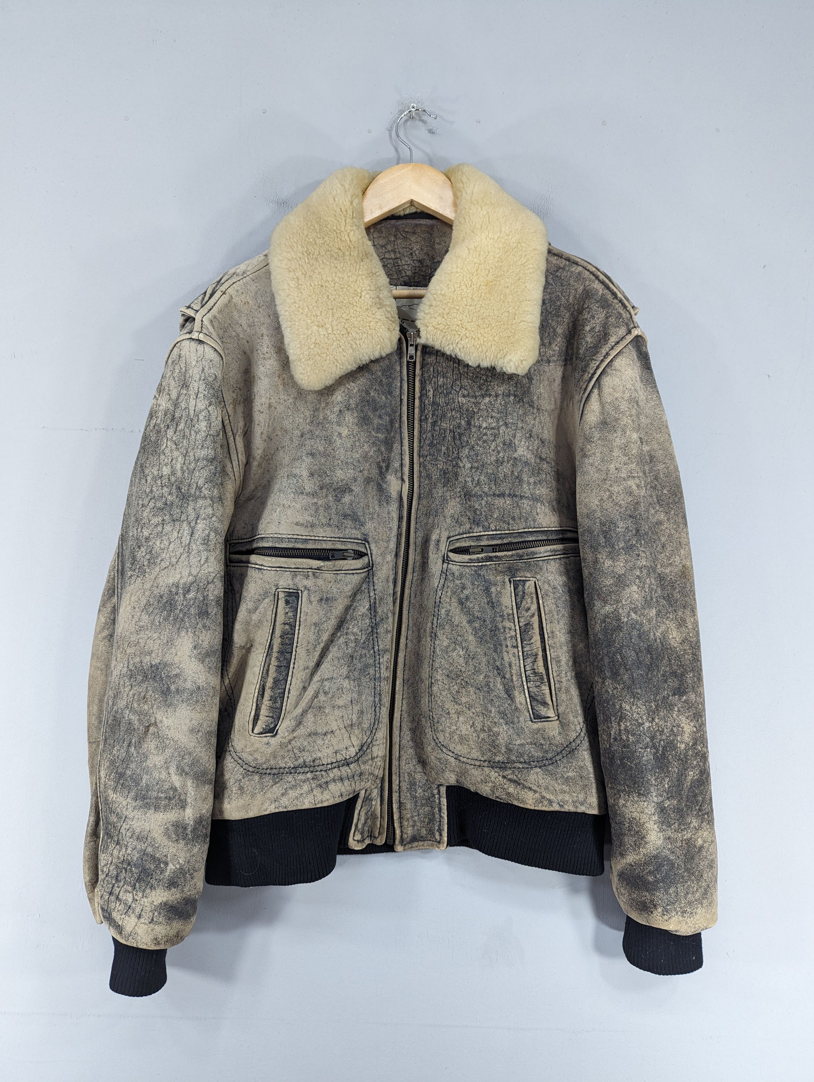 Vintage 🔥Vintage England Soft Leather Distressed Sherpa Jacket Size US L / EU 52-54 / 3 - 1 Thumbnail