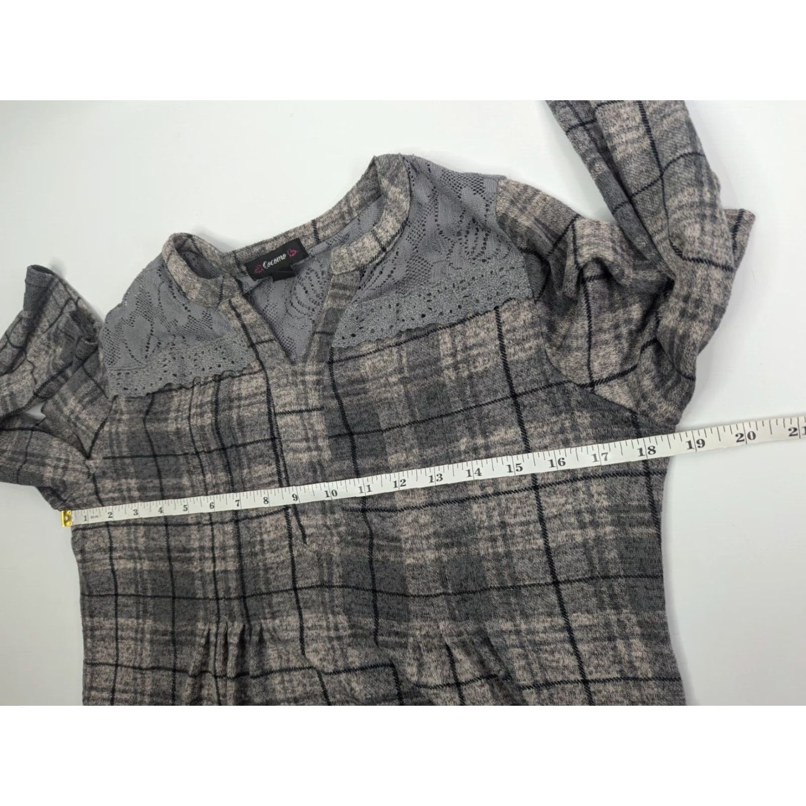 Vintage Cocomo Blouse Women's Small Plaid Long Sleeve V-Neck Tunic Gray Size S / US 4 / IT 40 - 5 Thumbnail