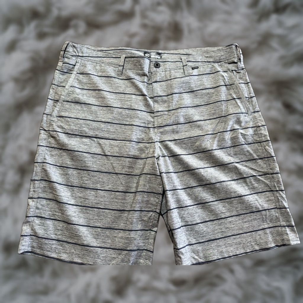 Nike Nike Hurley Mens Shorts Size 40 Gray Striped Lightweight Dri Fit Flex Size US 40 / EU 56 - 1 Thumbnail