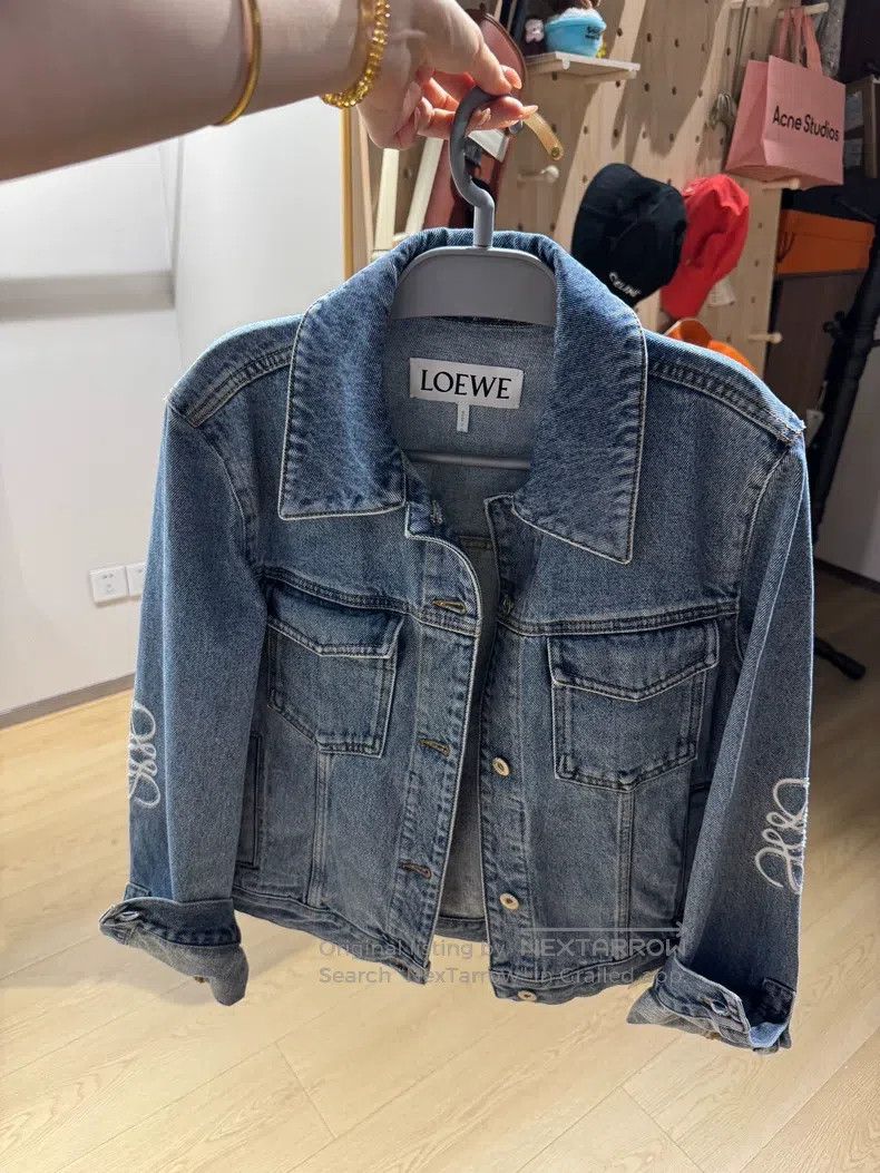 Loewe LOEWE Embroidered Sleeve Denim Jacket Size XS / US 0-2 / IT 36-38 - 1 Thumbnail