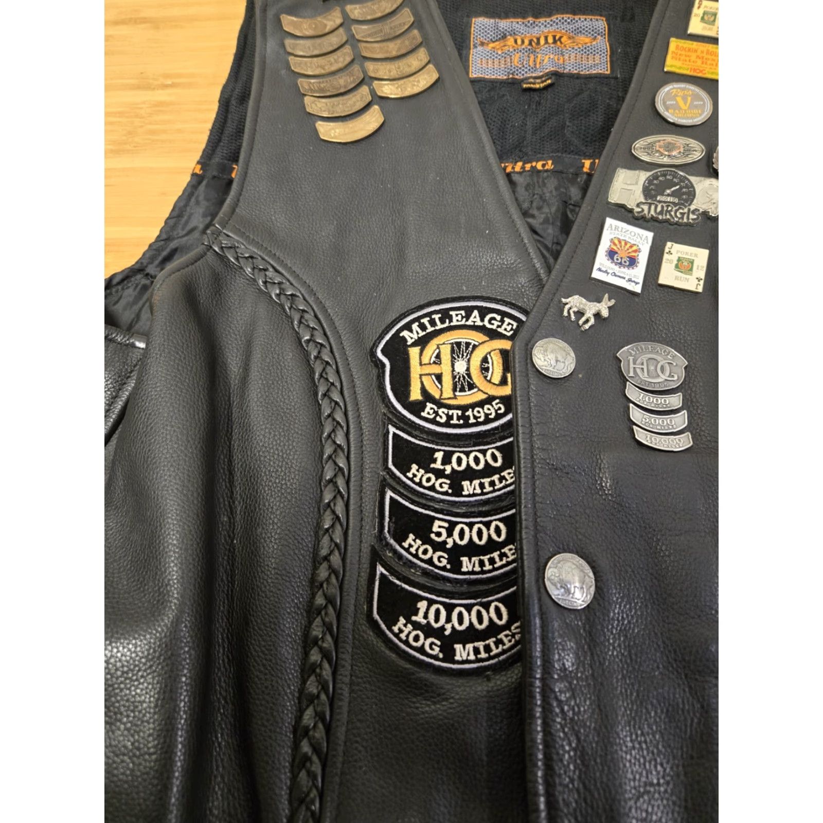 Harley Davidson VINTAGE Harley-Davidson Leather Biker Vest 2XL Men Black Pins & Patches Lining Leather Shirt? Size US XXL / EU 58 / 5 - 3 Thumbnail