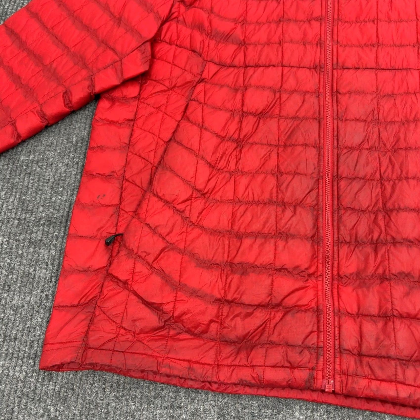 The North Face The North Face Jacket Mens L Red Thermoball Quilted Full Zip Puffer Gorpcore Size US L / EU 52-54 / 3 - 2 Thumbnail