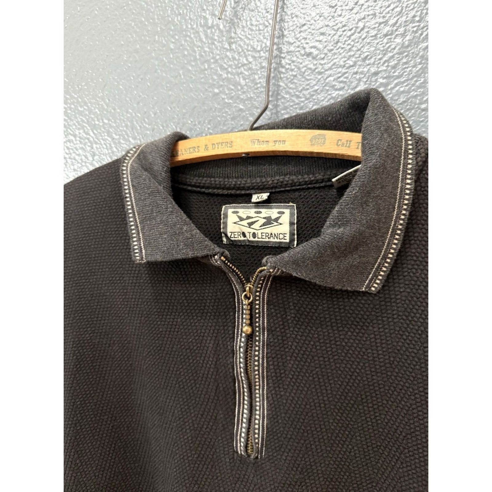 Vintage VINTAGE Zero Tolerance Polo Shirt XL Men Black 90s Zip Quarter Zip Shirt Shirts Mens XL 90s Polo Black Zip Size US XL / EU 56 / 4 - 5 Thumbnail