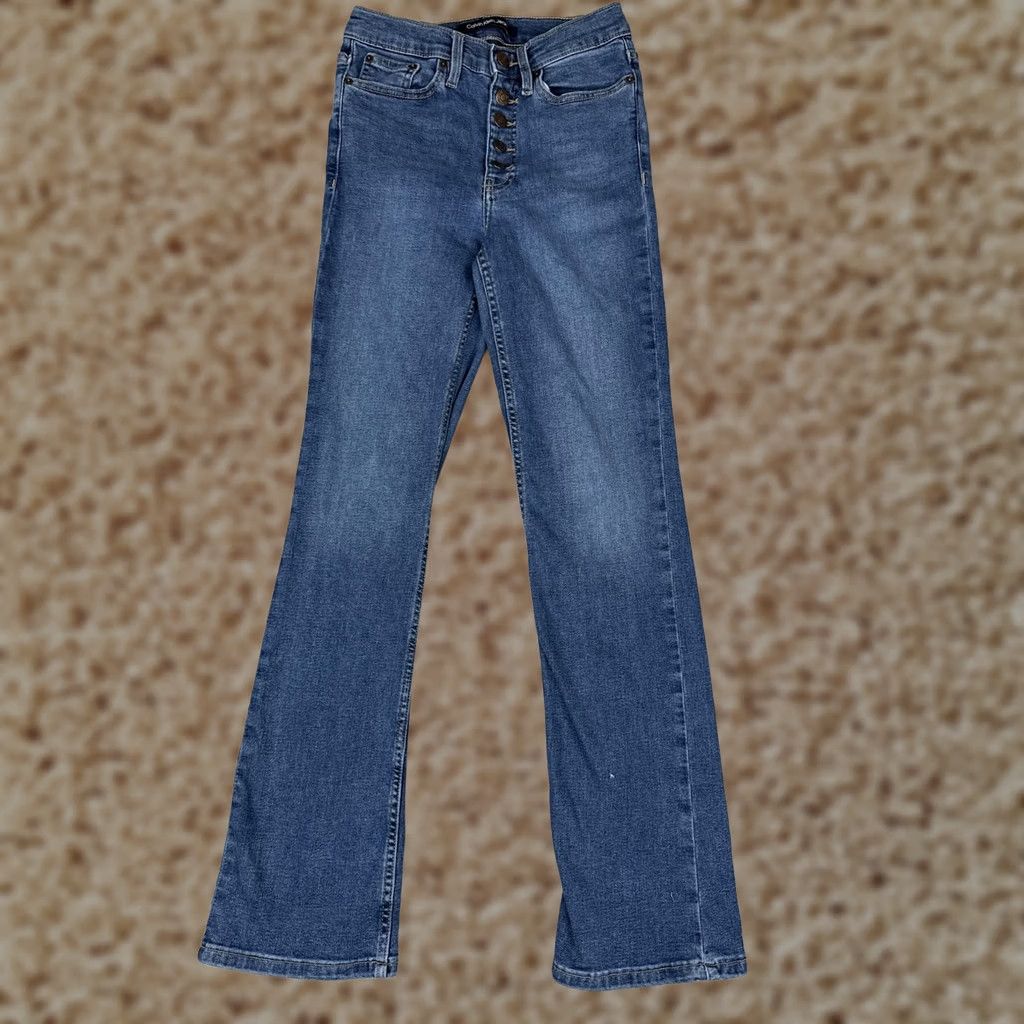 Calvin Klein Calvin Klein Jeans Womens Straight Jeans 2/26 Blue Wash Mid Rise Stretch Size 26" / US 2 / IT 38 - 1 Thumbnail
