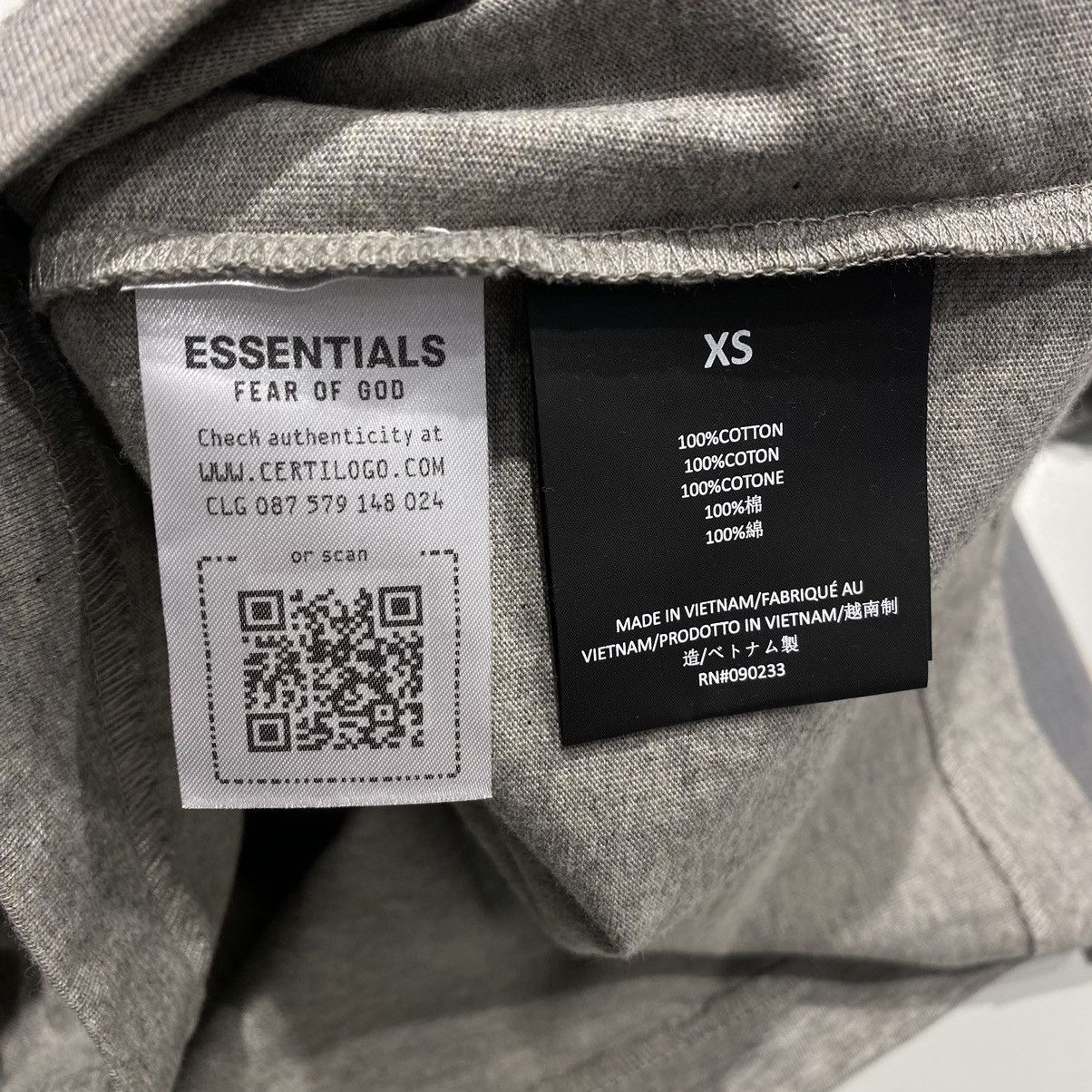 Essentials × NBA Fear of God Essentials x NBA Bulls Tee Warm Heather Size US XS / EU 42 / 0 - 5 Thumbnail