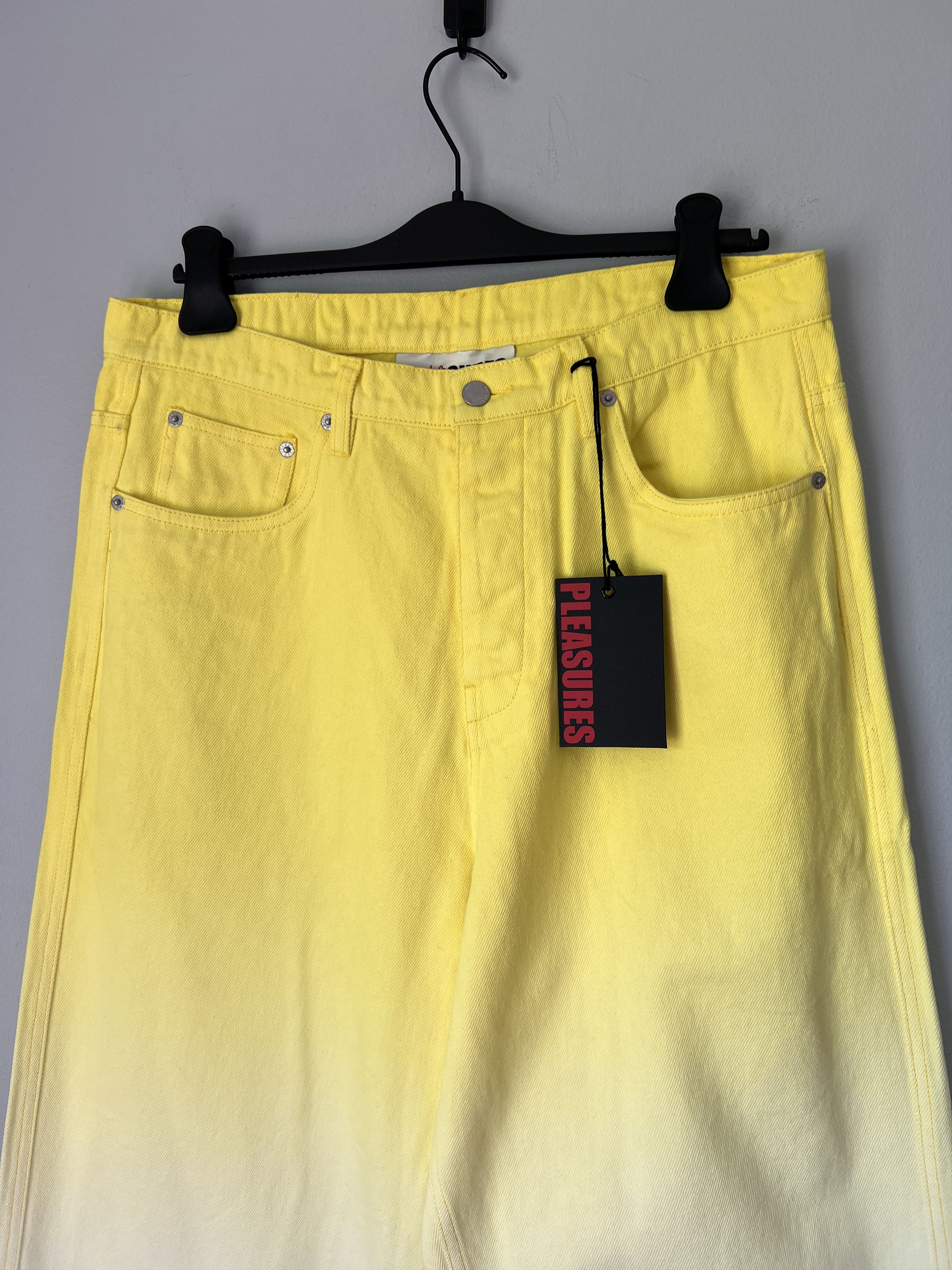 Pleasures Pleasures Austin Lee Human Eye Baggy Jeans in Yellow Size US 34 / EU 50 - 2 Thumbnail