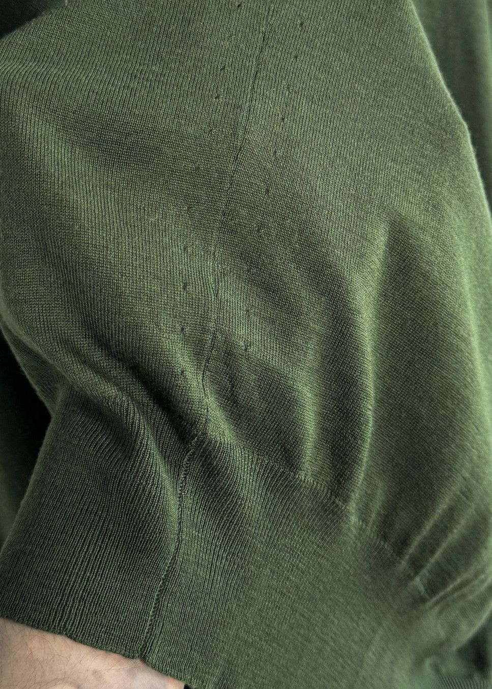 Yves Saint Laurent Yves Saint Laurent Green Wool V-neck Sweater Size US XL / EU 56 / 4 - 6 Thumbnail