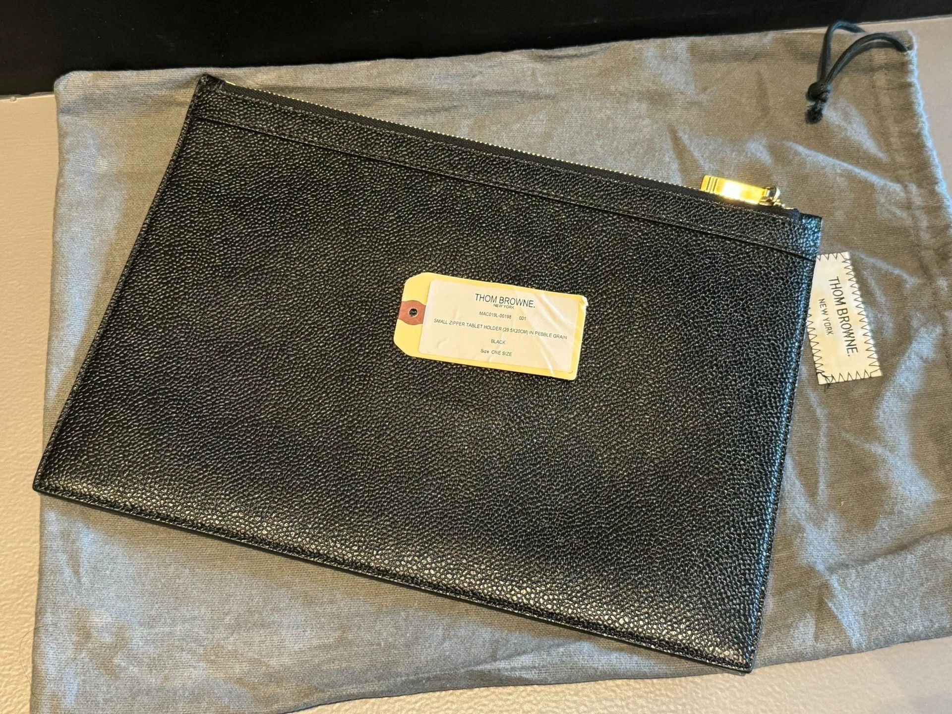 Thom Browne Thom Browne Classic Medium Clutch 98 New w/ Tags Dust Bag Size ONE SIZE - 2 Thumbnail