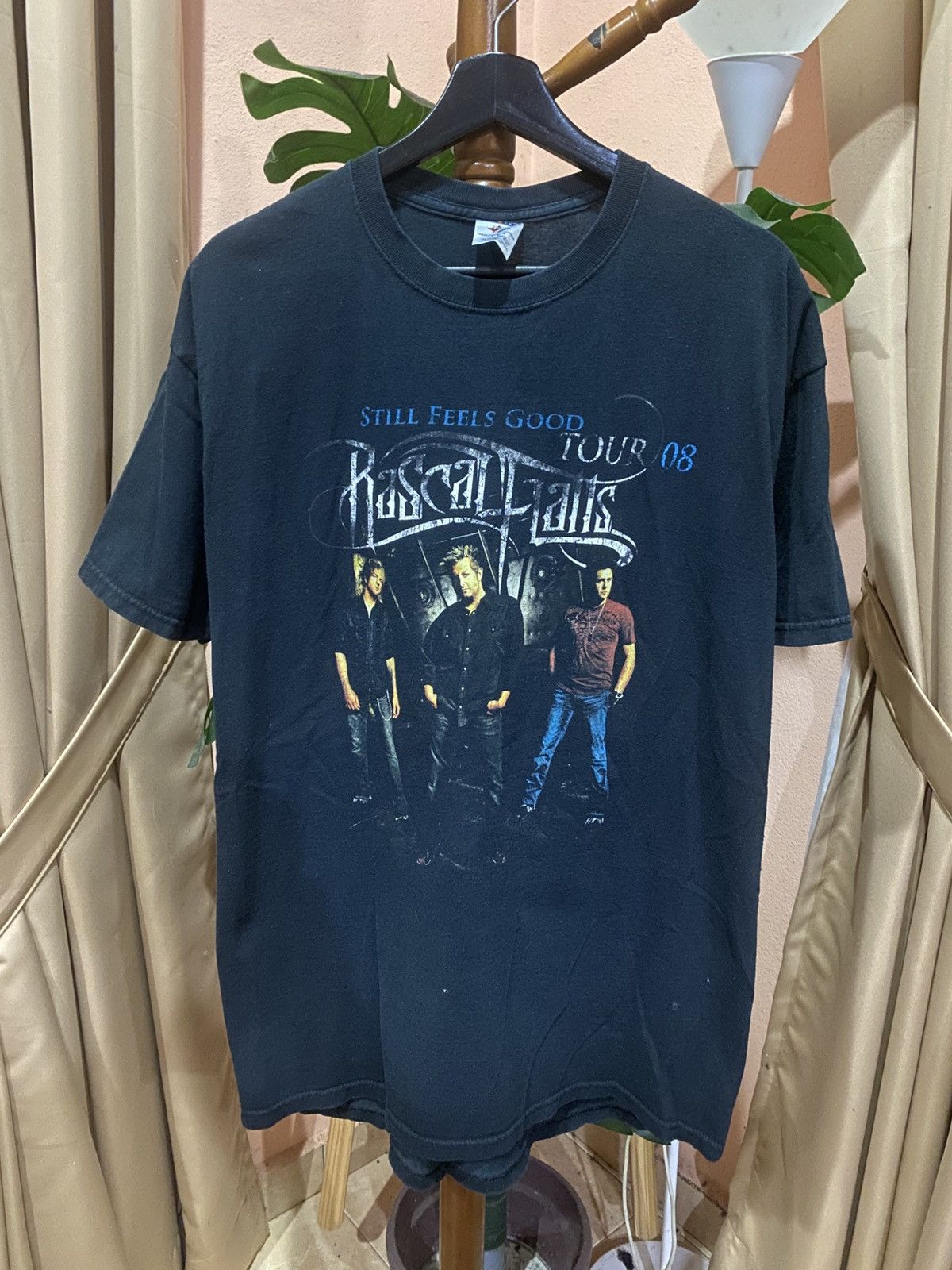 Band Tees Rascal Flatts 2008 “Still Feels Good” Tour Tee Black Jerzees Size US L / EU 52-54 / 3 - 1 Thumbnail
