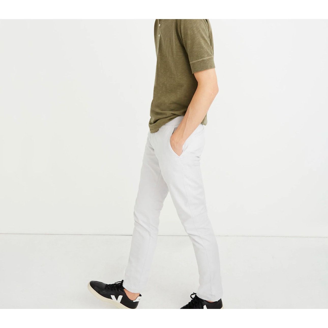Madewell NWOT Madewell Penn Slim Chino Pants In Grey Dove Size 33x30 Size US 33 - 2 Thumbnail
