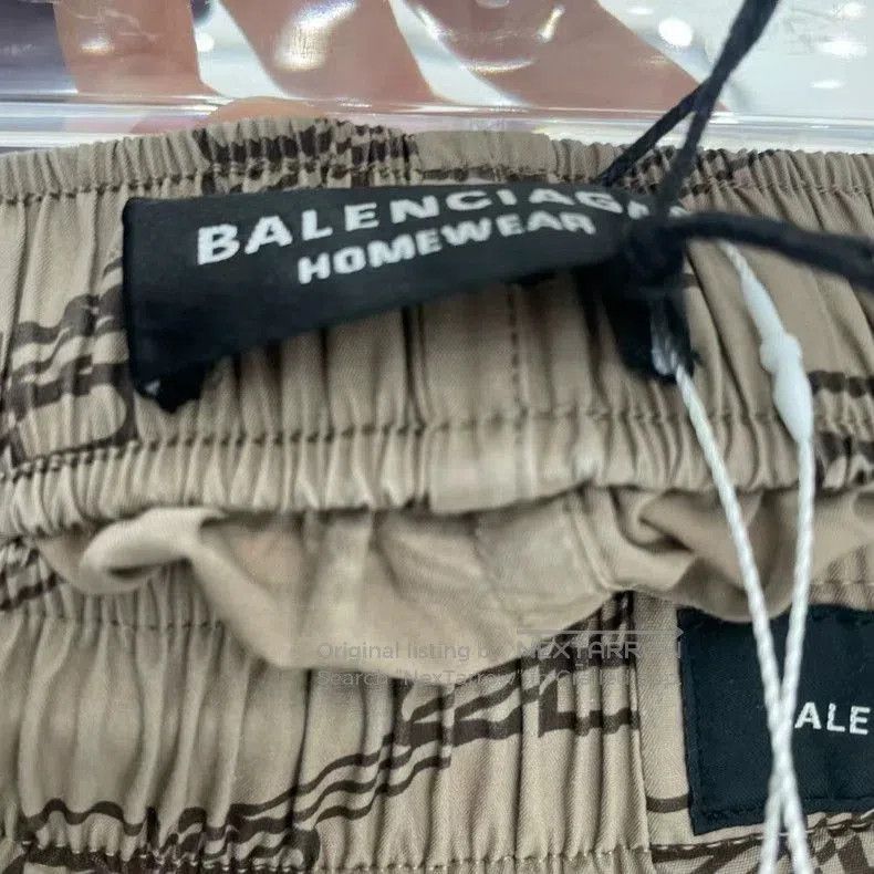 Balenciaga Balenciaga Double B Print Shorts. Size US 28 / EU 44 - 4 Thumbnail