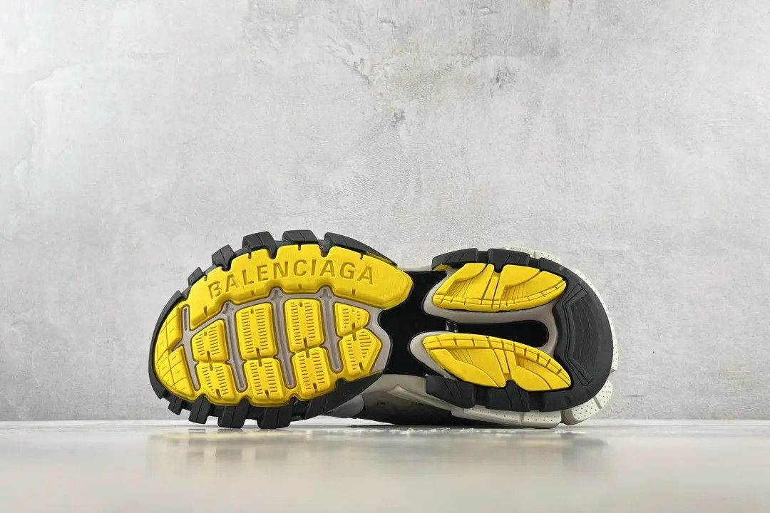 Balenciaga o1in1g0924 Track Sneaker in Multicolor Size US 14 / EU 47 - 3 Thumbnail
