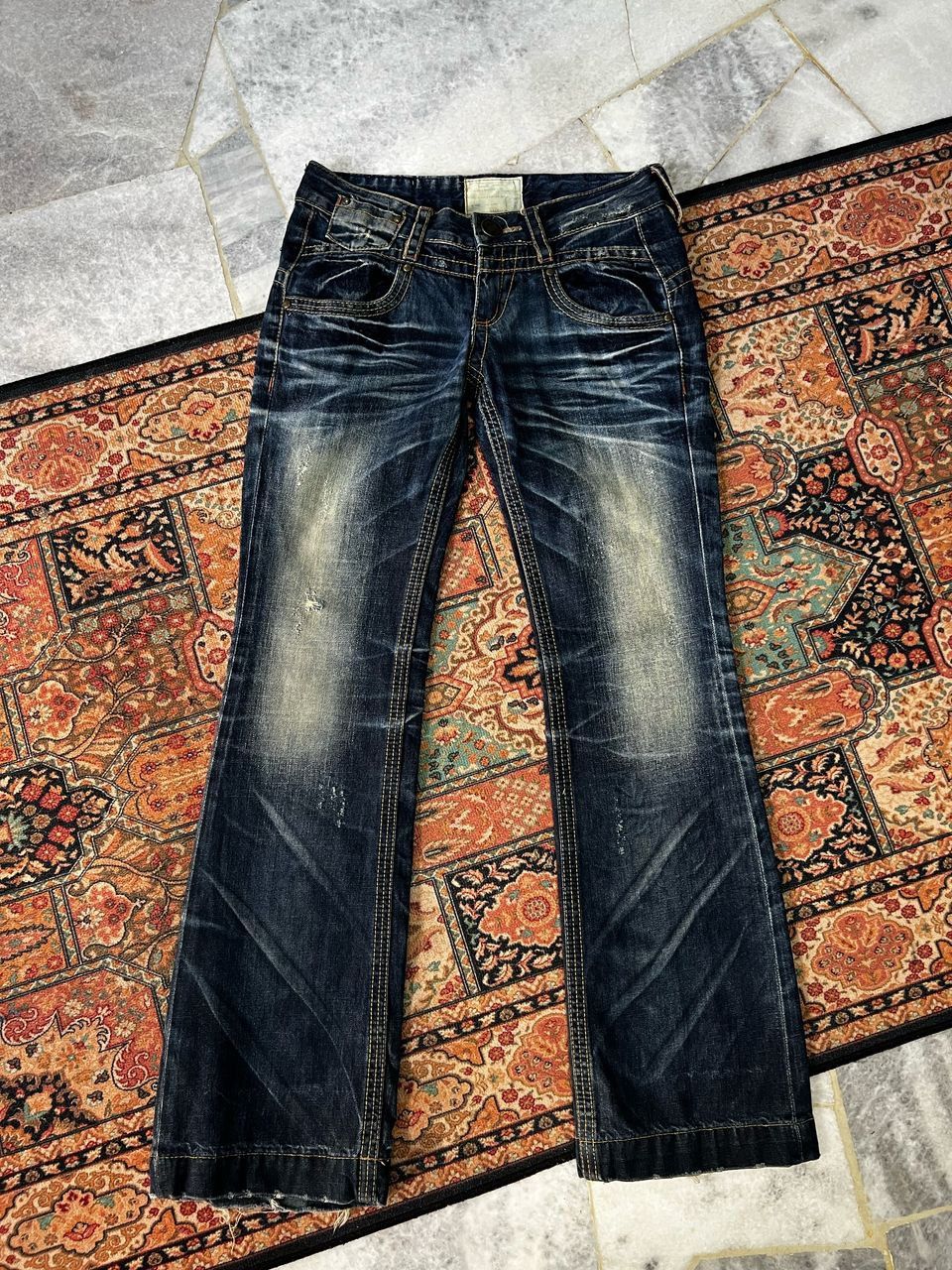 Japanese Brand Yoshitomo Nara Lolita Distressed Jeans Size US 31 - 3 Thumbnail