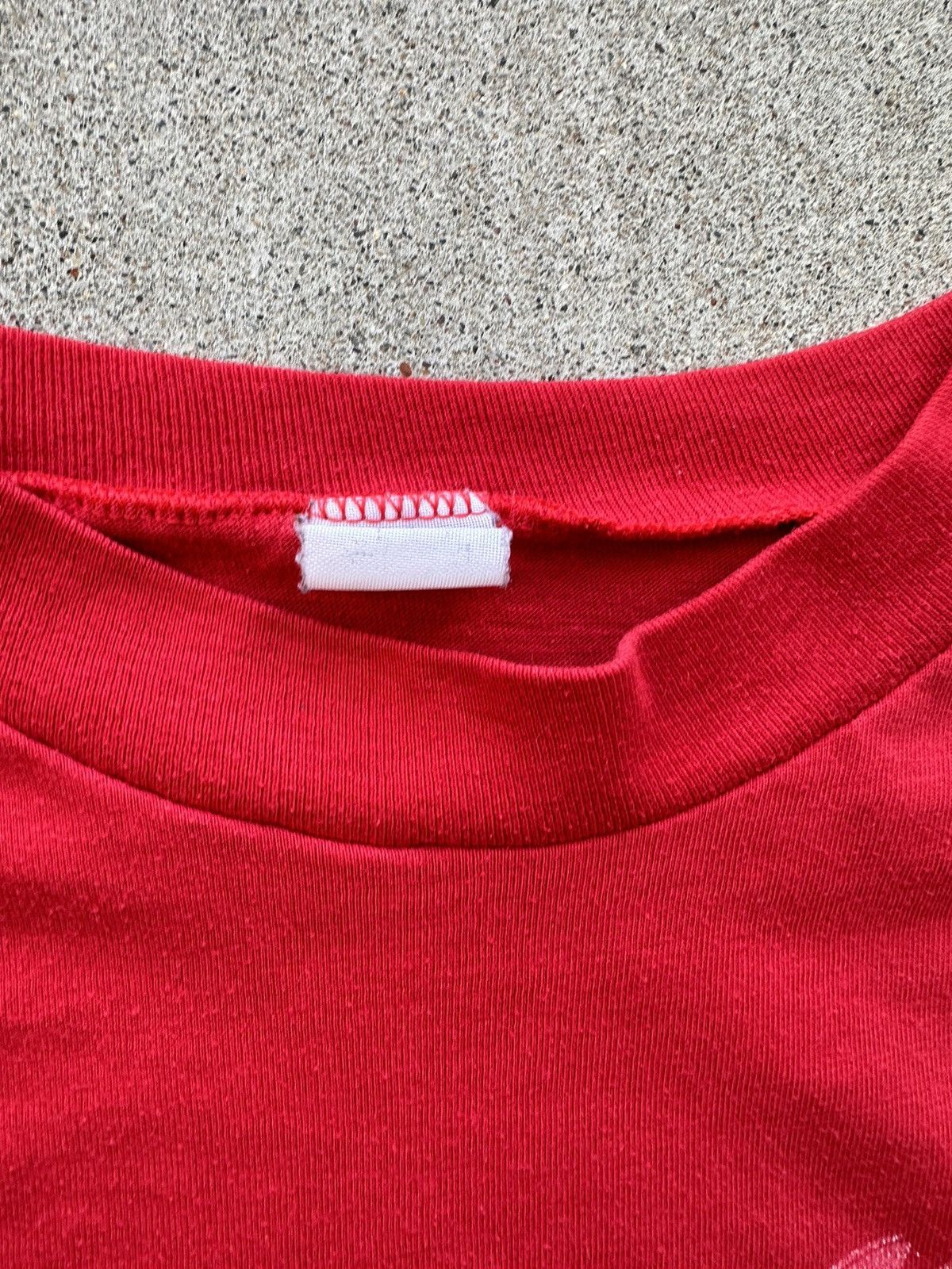 Peanuts × Vintage Vintage Knotts Berry Farm Snoopy T-rex M Red Single Stitch Size US M / EU 48-50 / 2 - 5 Thumbnail