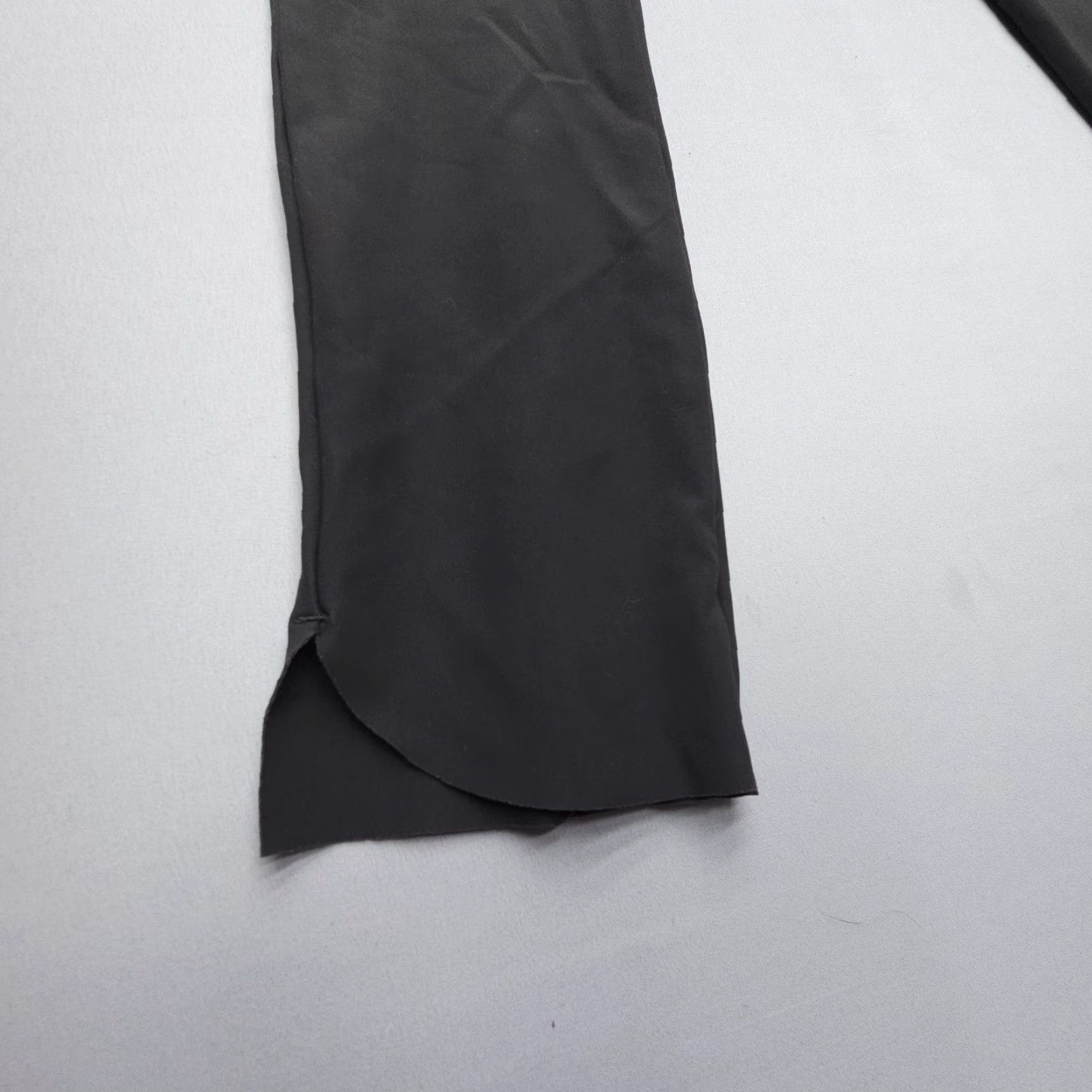Athleta Athleta Pants Women XS Gray Crop Stretch Pockets Compression Athleisure Womens Size 26" / US 2 / IT 38 - 5 Thumbnail