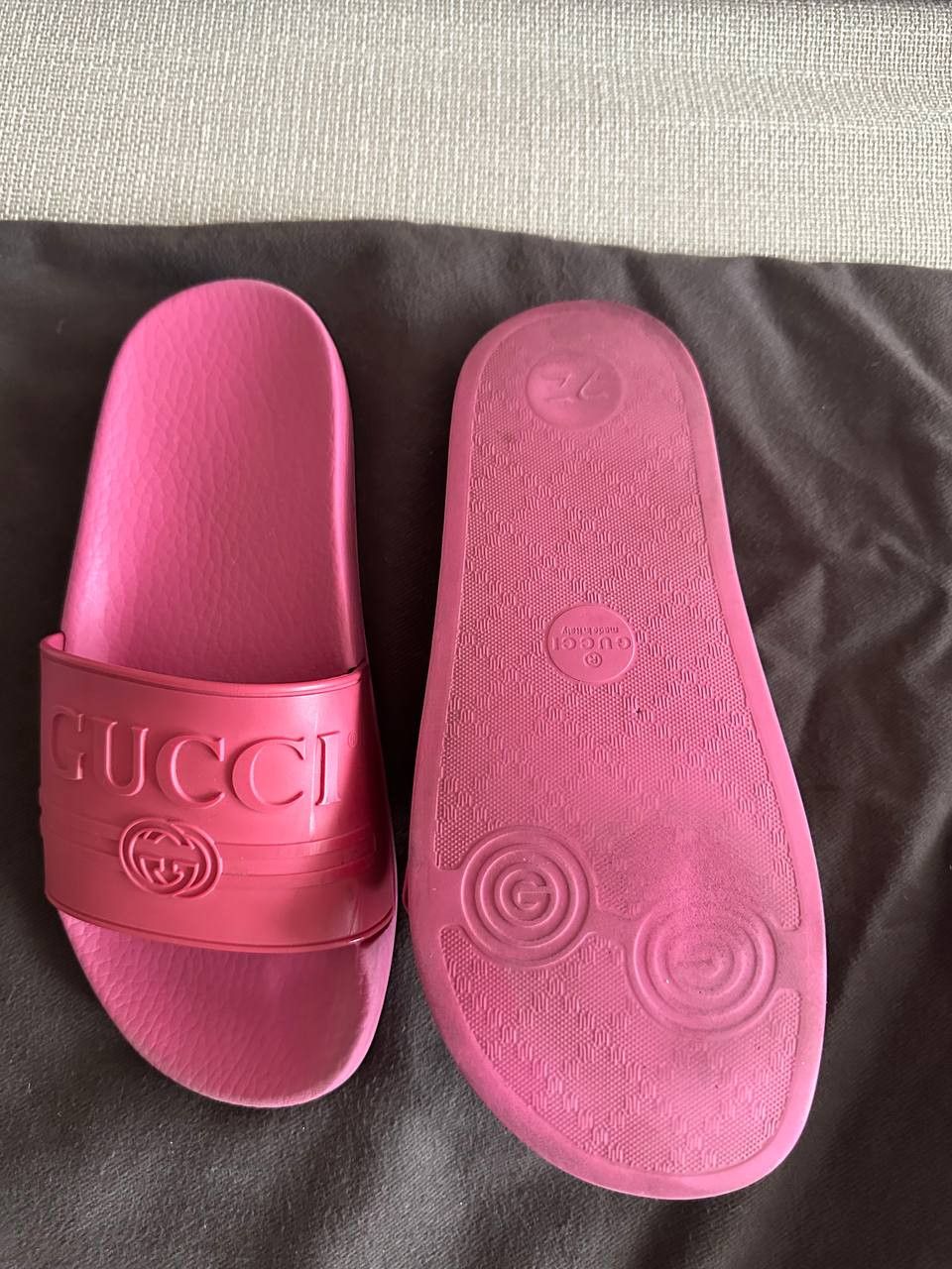 Gucci Gucci Slides Rubber Pink Size US 7 / IT 37 - 2 Thumbnail