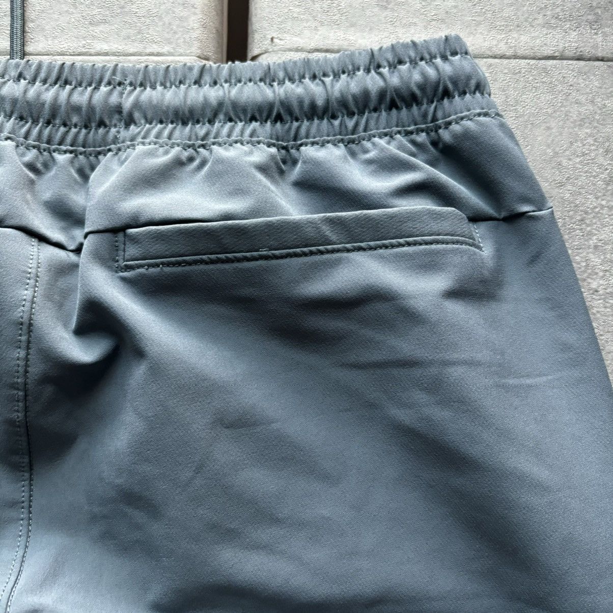 Abercrombie & Fitch Blue Abercrombie and fitch athletic joggers Size US 30 / EU 46 - 7 Thumbnail
