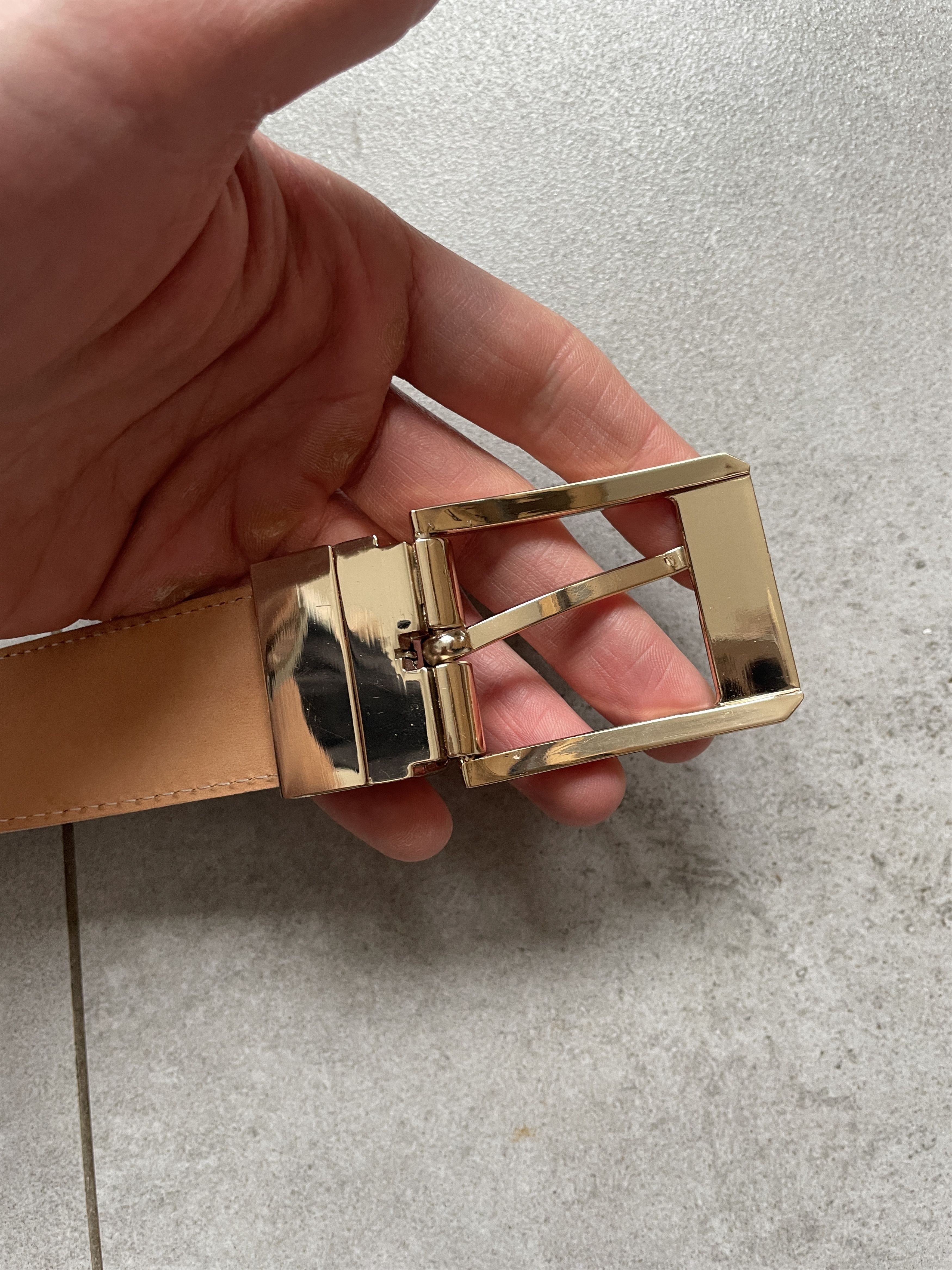 Japanese Brand Y2K NINA RICCI WHITE ROSE GOLD LEATHER BELT Size ONE SIZE - 2 Thumbnail